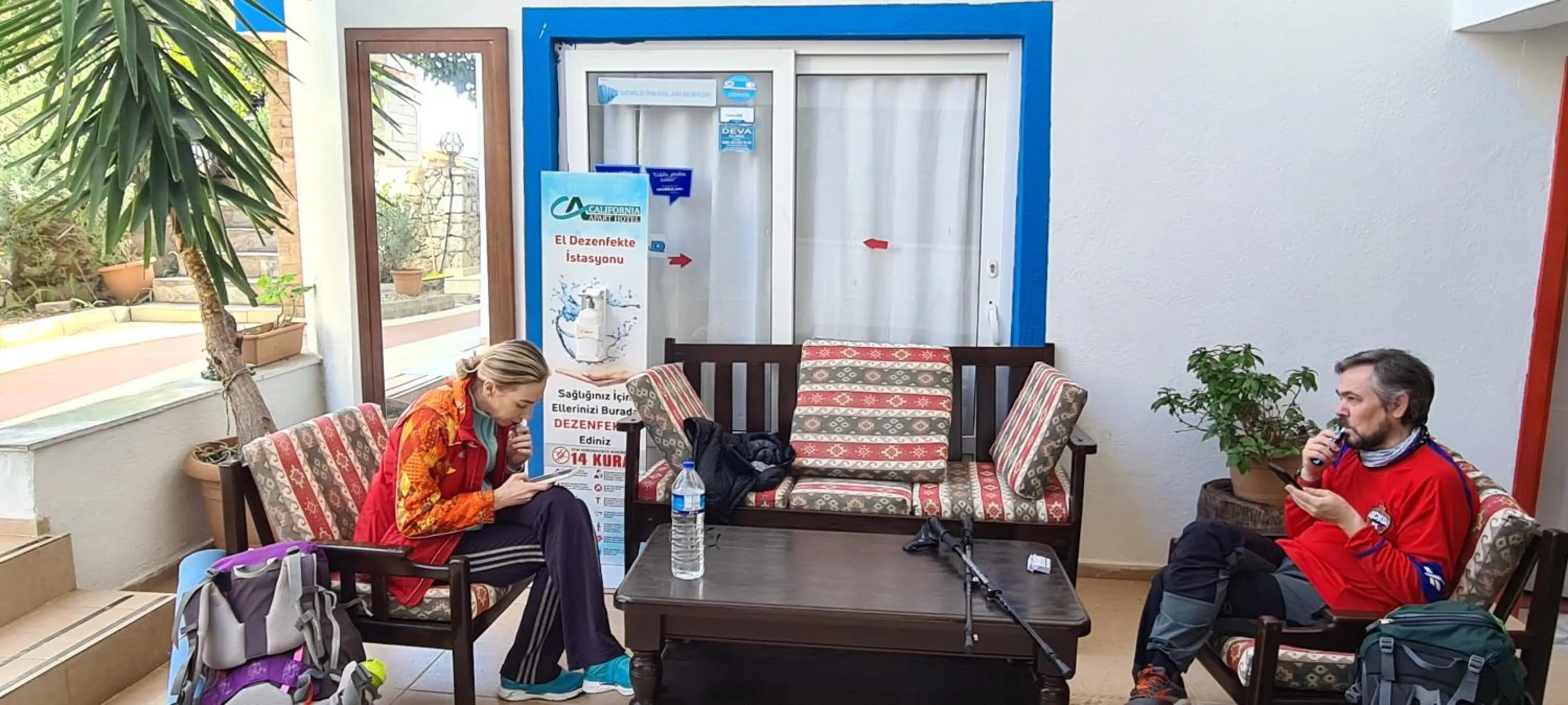 Lobby or reception in California Apart Otel