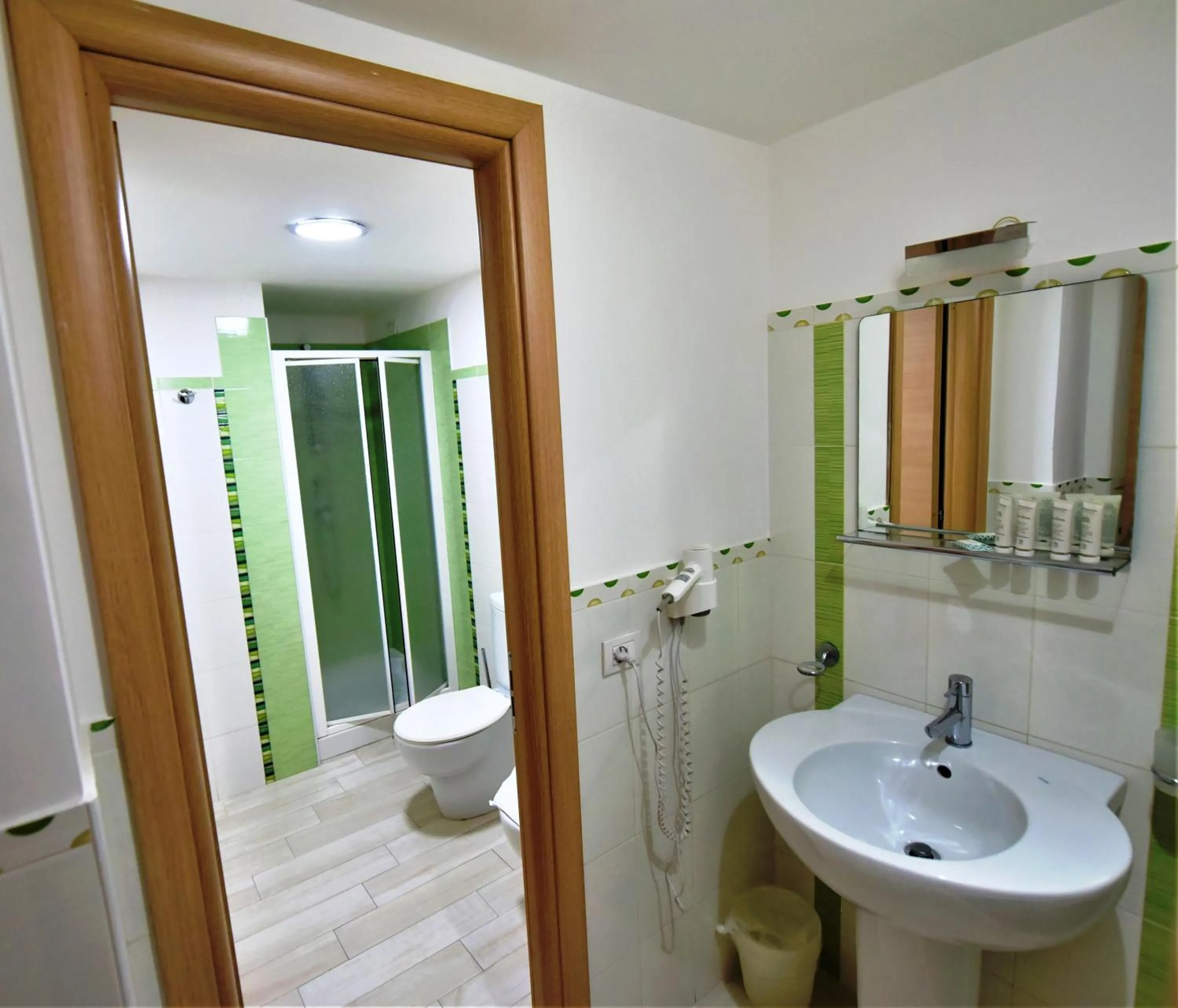 Shower in Riviera Ionica