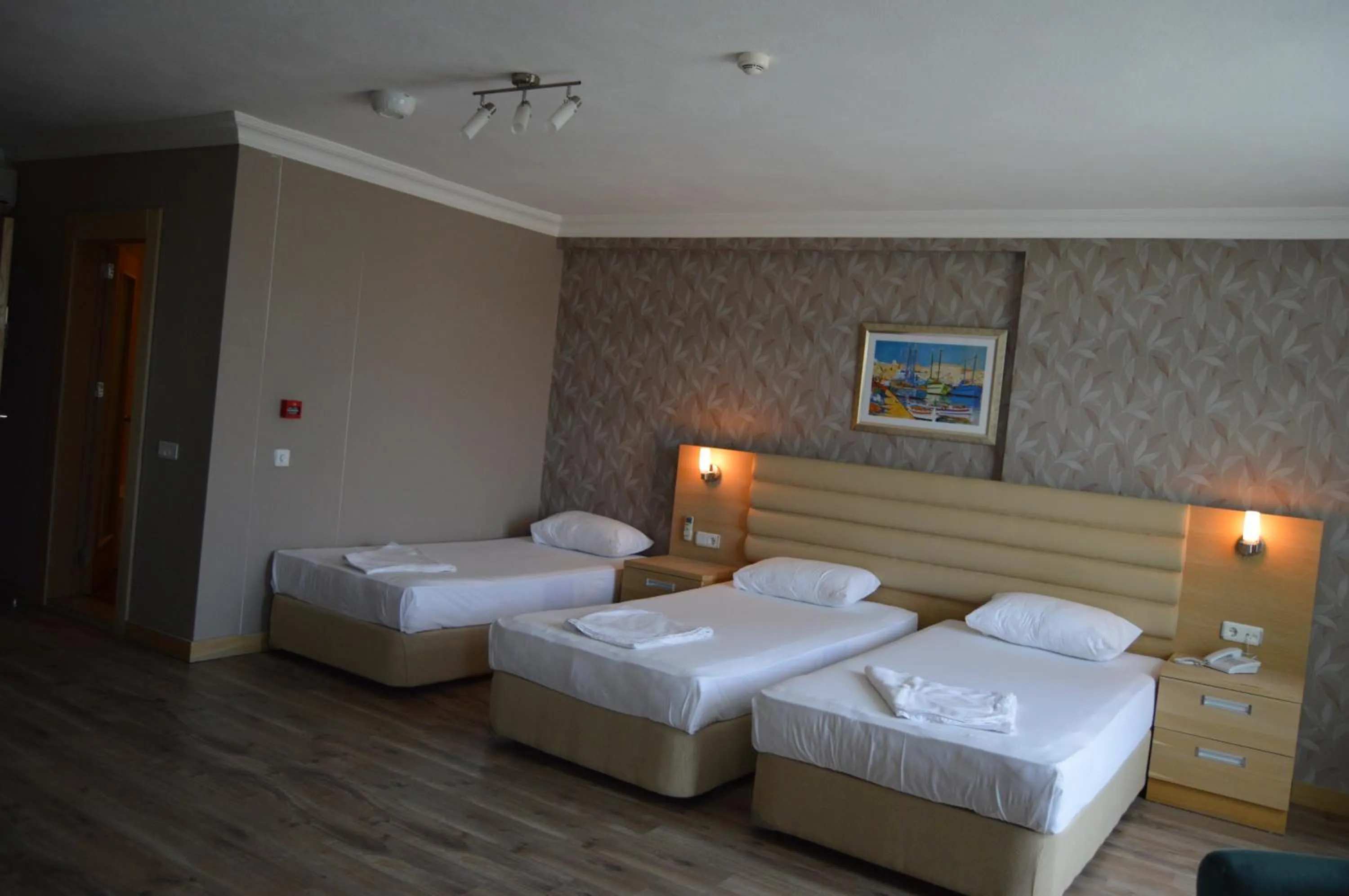 Bed in Kale Palace Hotel