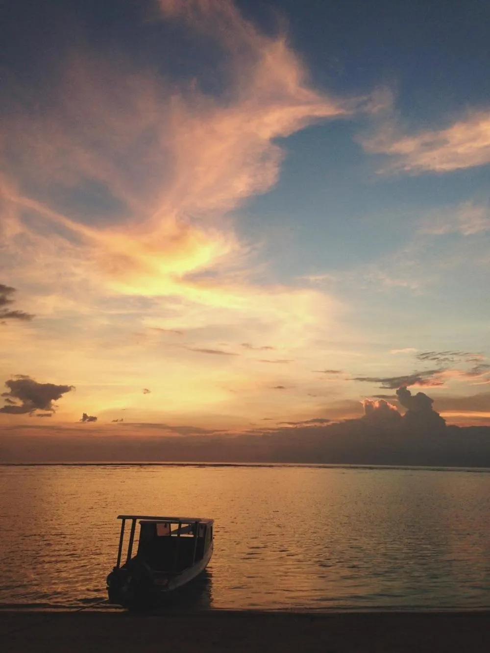 Sunset in Villa Hoomea Private Pool