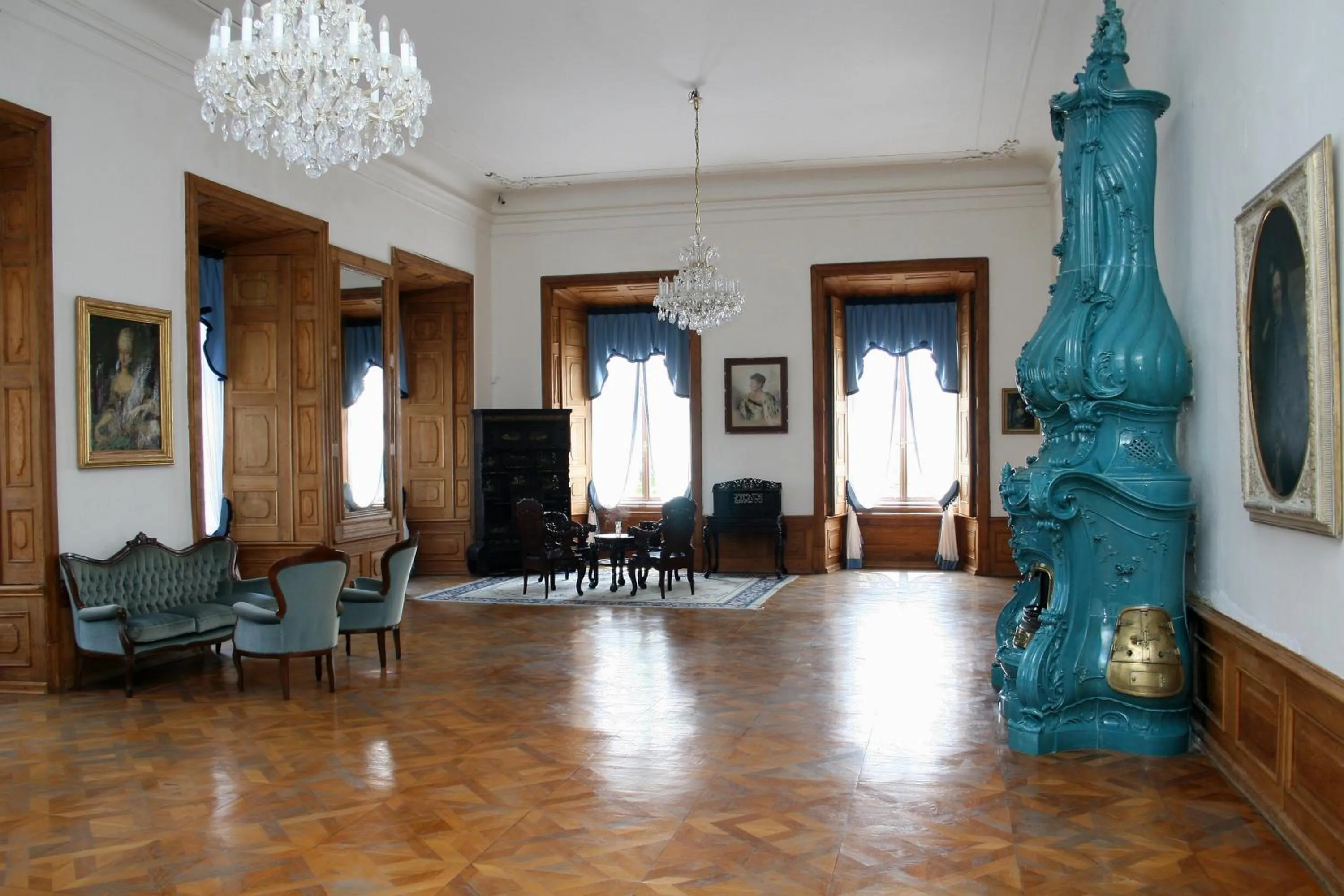 Area and facilities in Zamek Cerveny Hradek