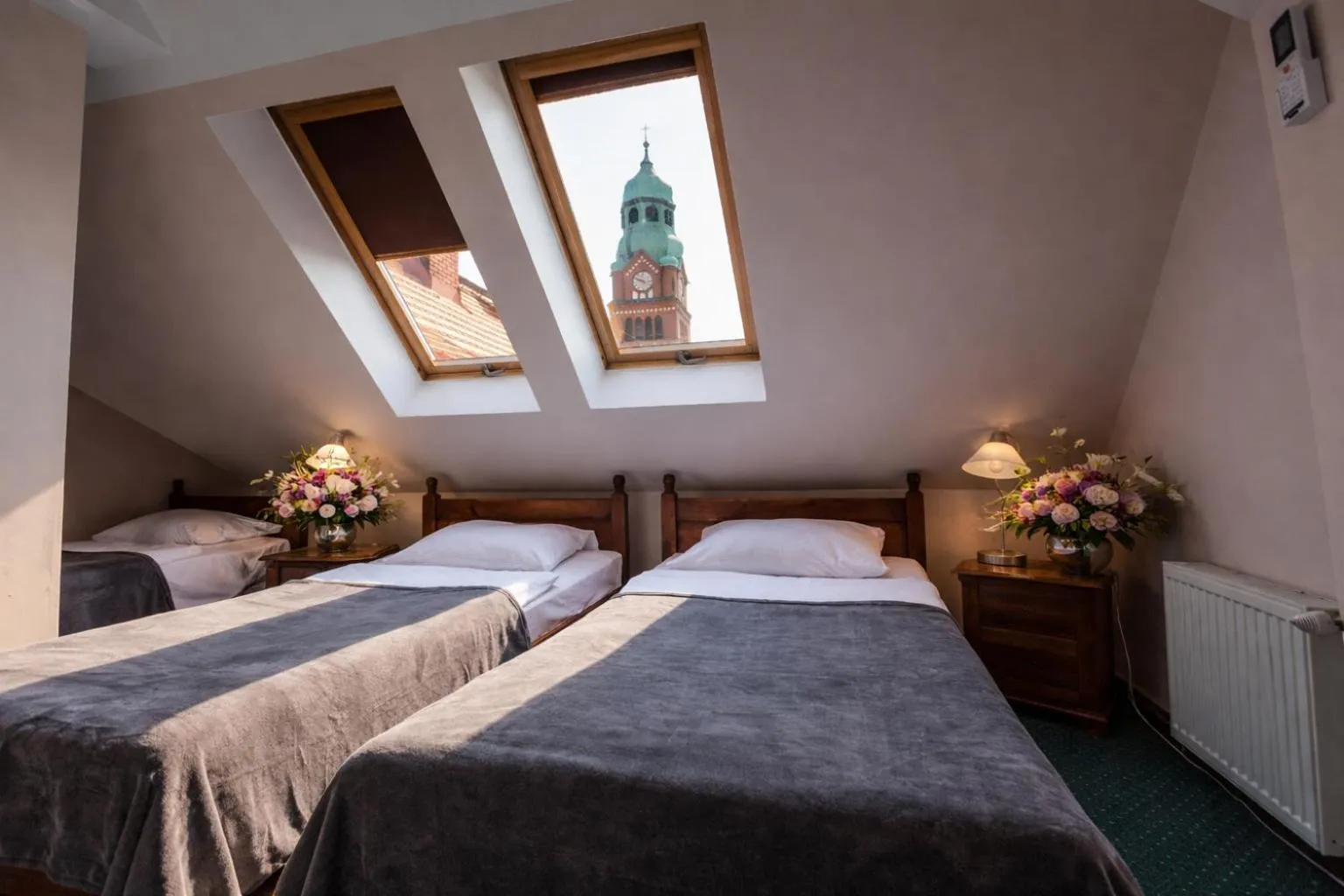 Photo of the whole room, Bed in Hotel Aslan