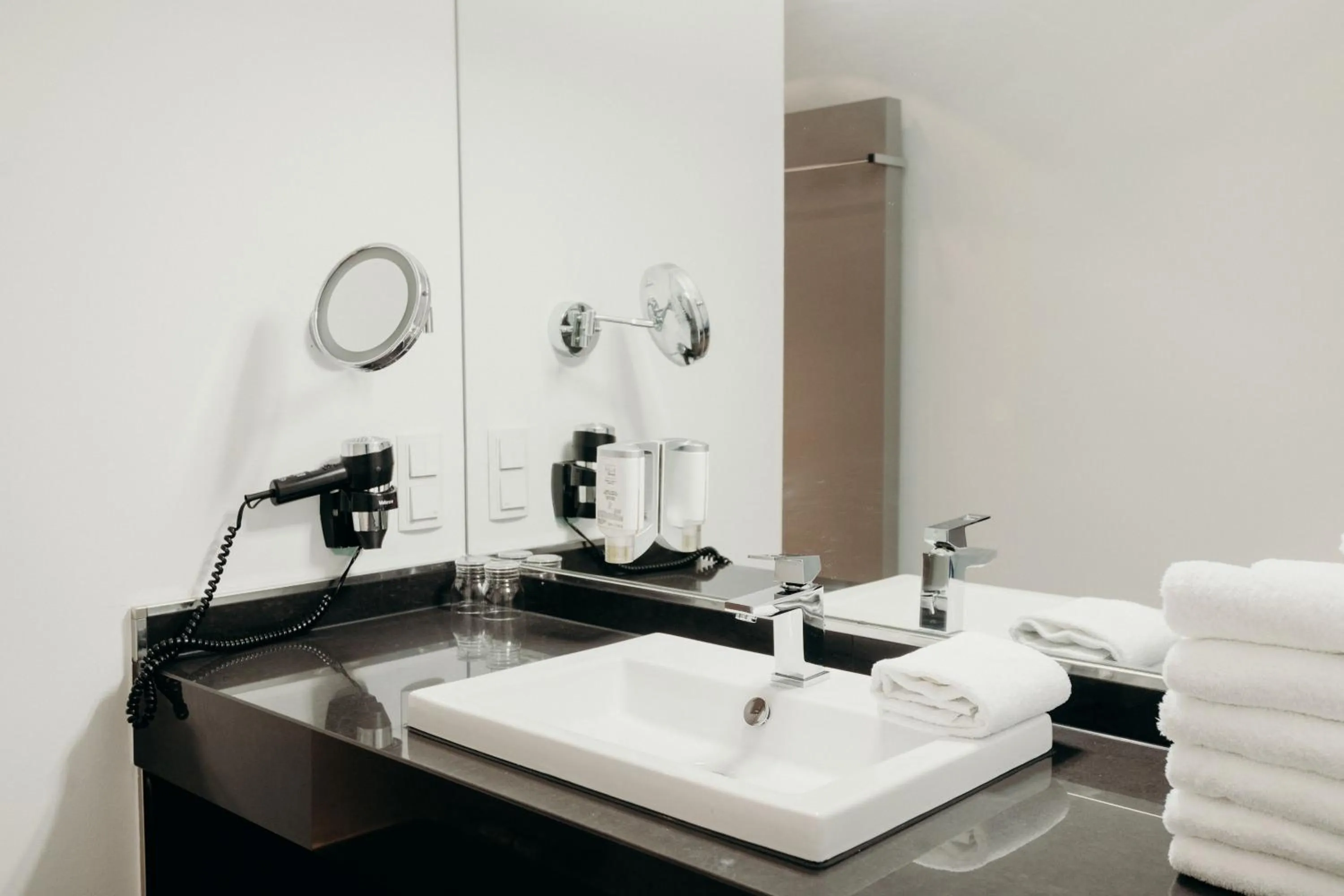 Bathroom in Hotel Crystal