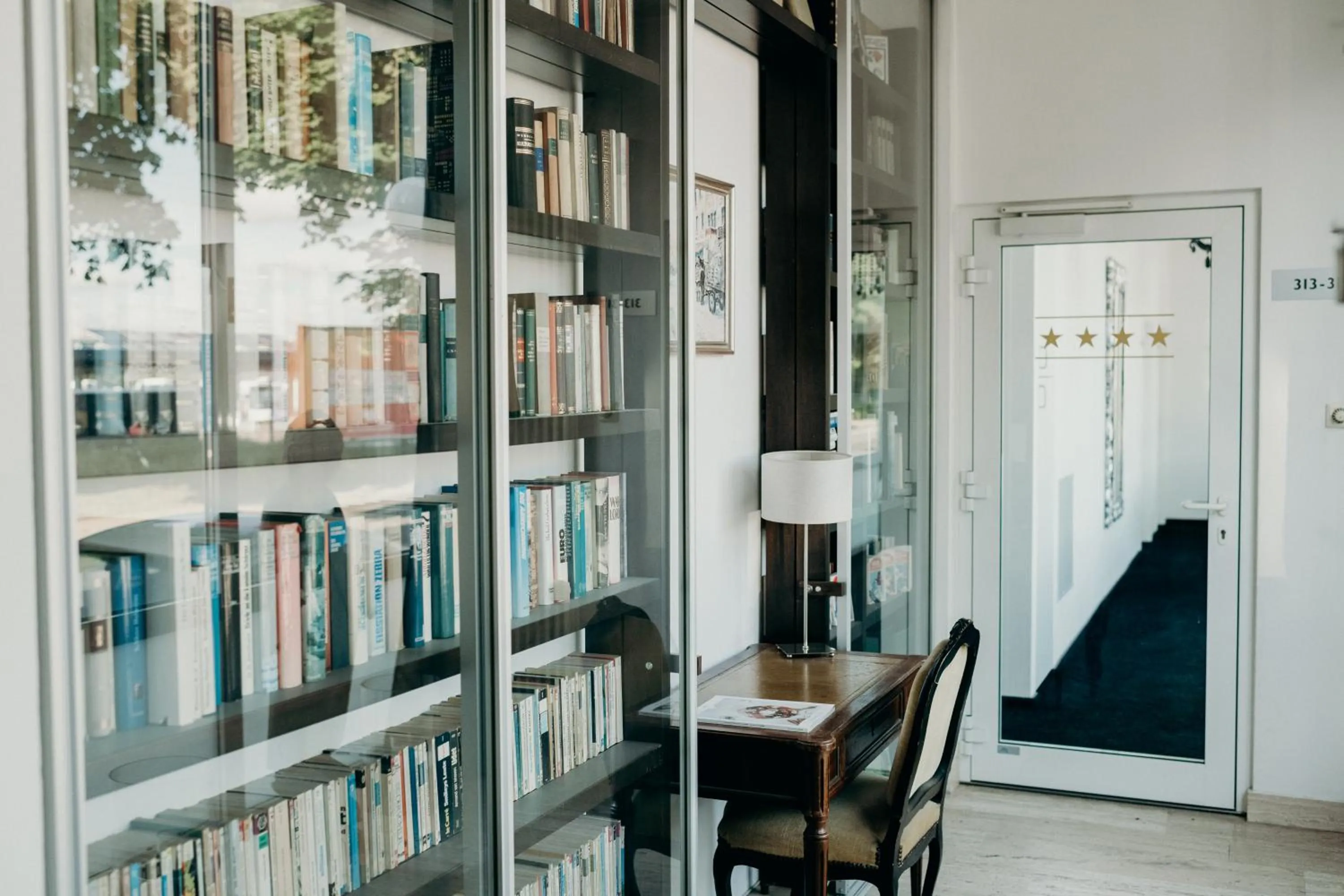 Lobby or reception in Hotel Crystal