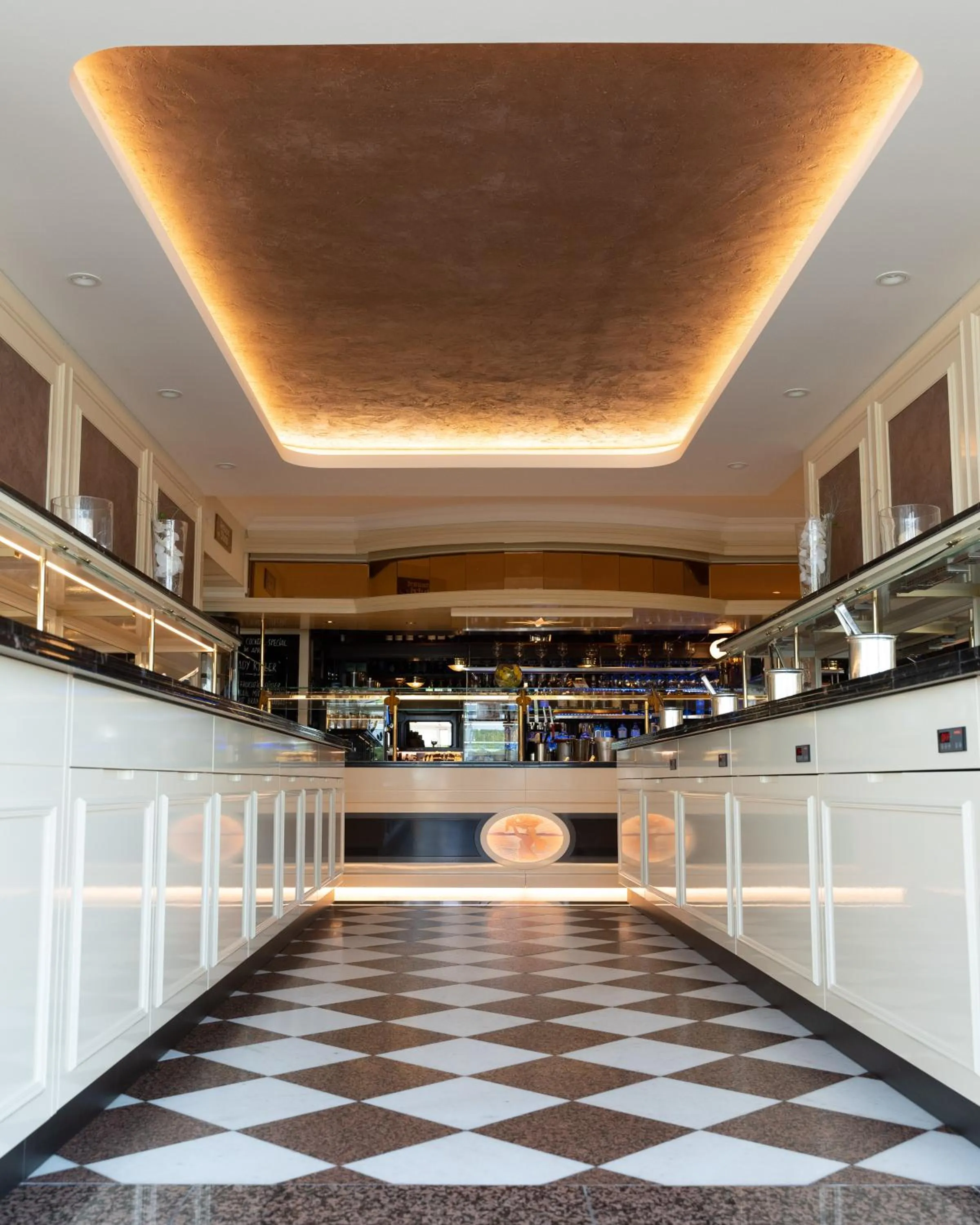 Buffet breakfast in Hotel Appartement Landhaus Stutzi - Hotel Strandperle