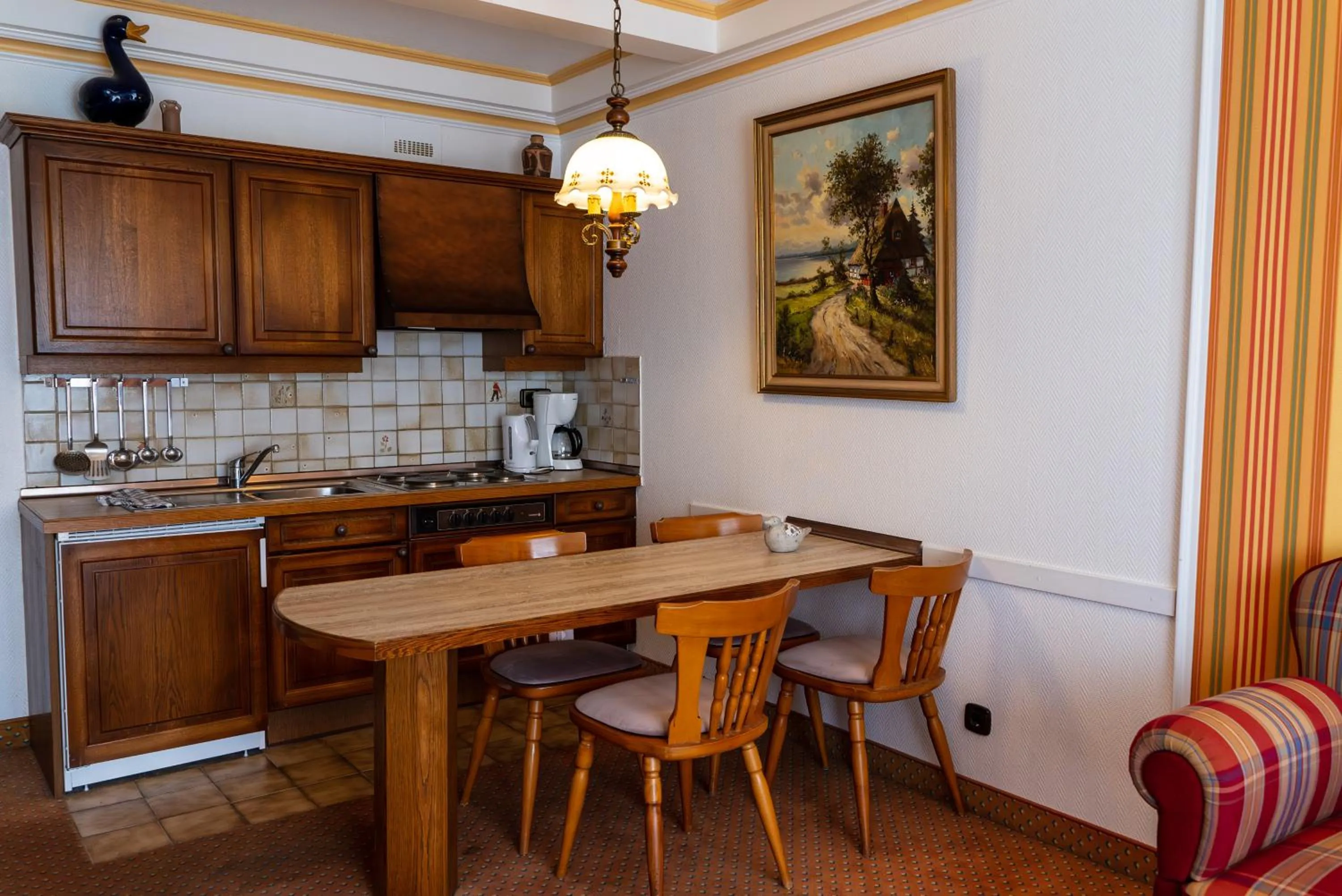 kitchen in Hotel Appartement Landhaus Stutzi - Hotel Strandperle