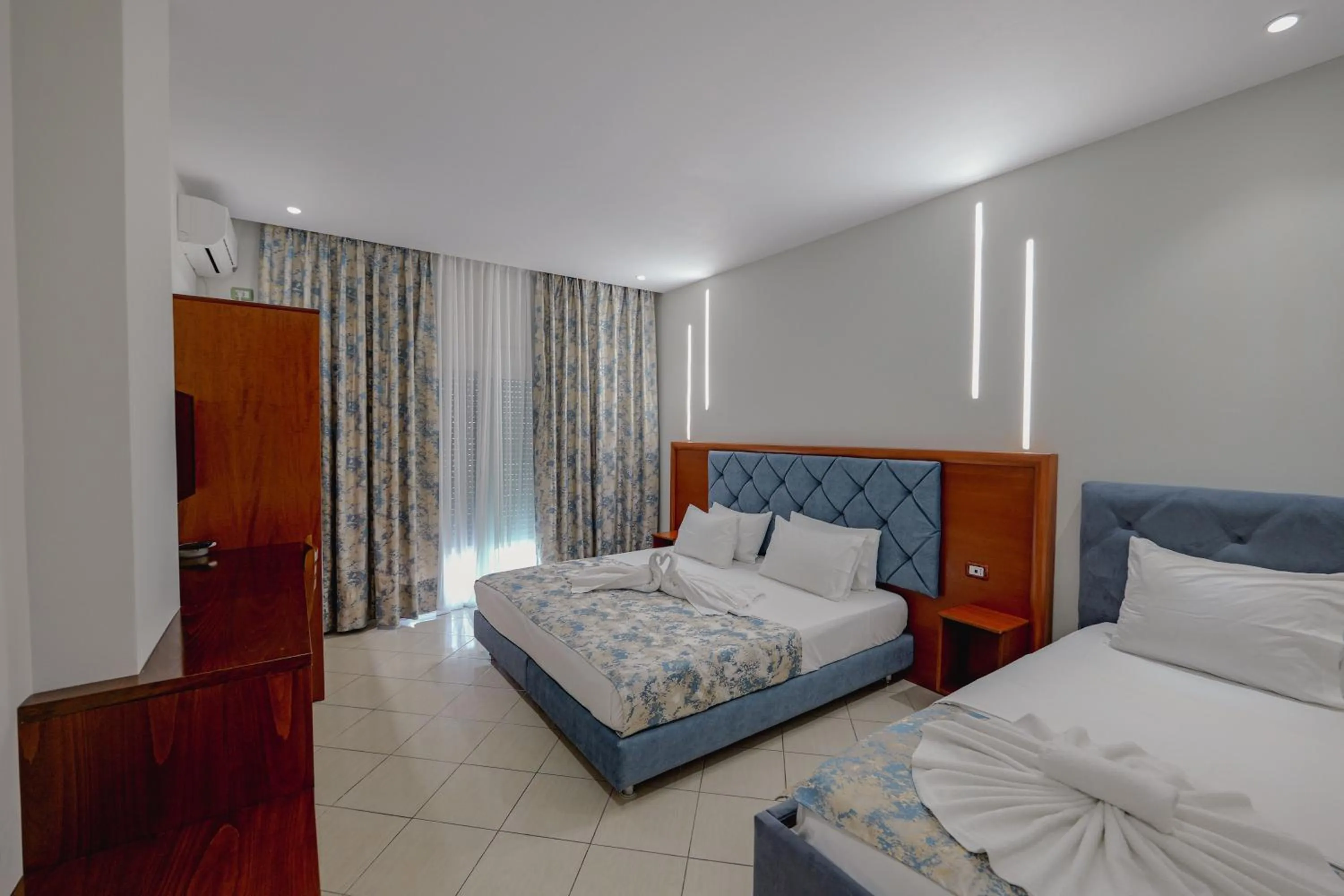 Bed in Hotel Divo Palace