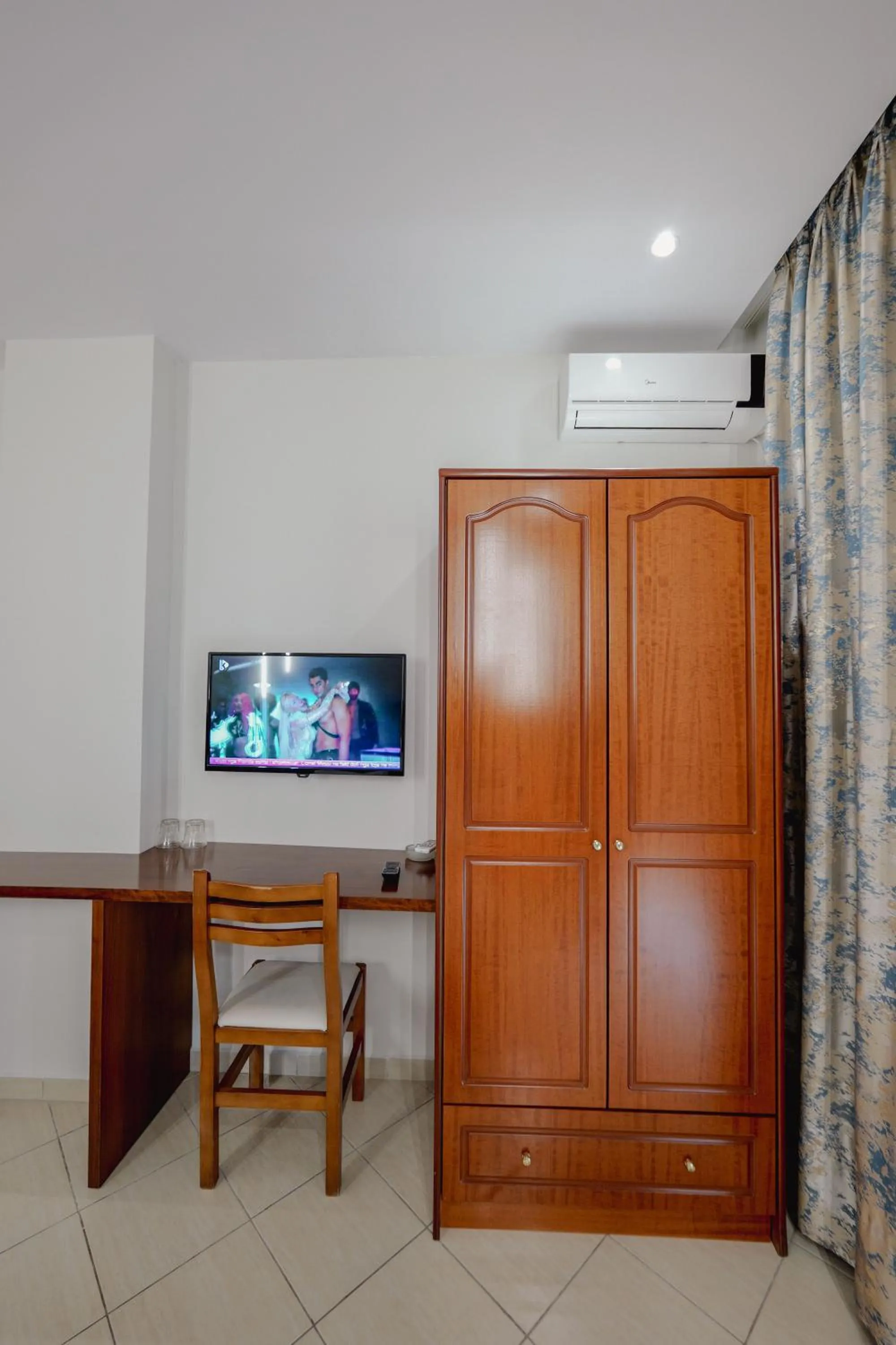 hair dresser in Hotel Divo Palace