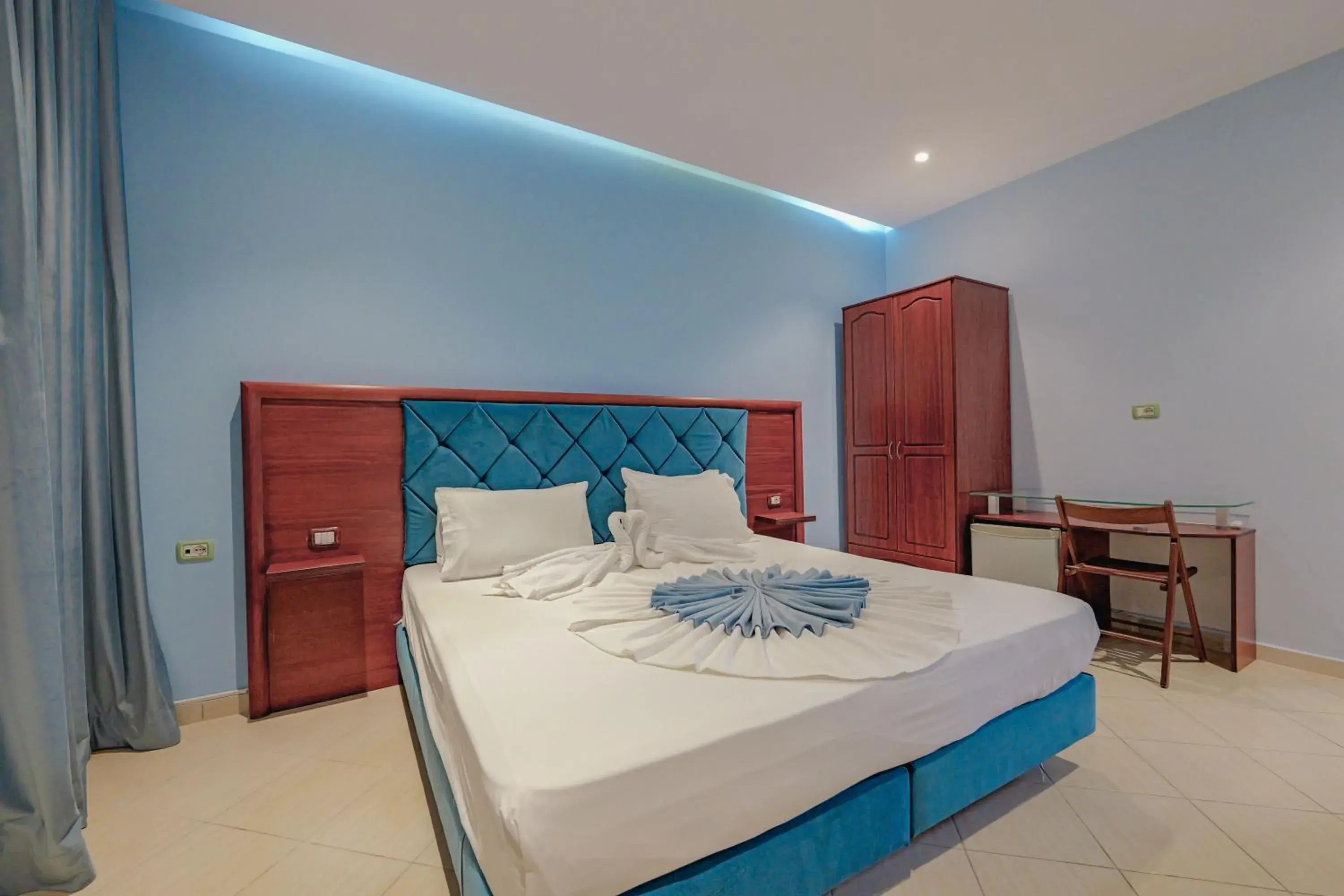 Family Room with Sea View in Hotel Divo Palace Family Room with Sea View in Hotel Divo Palace