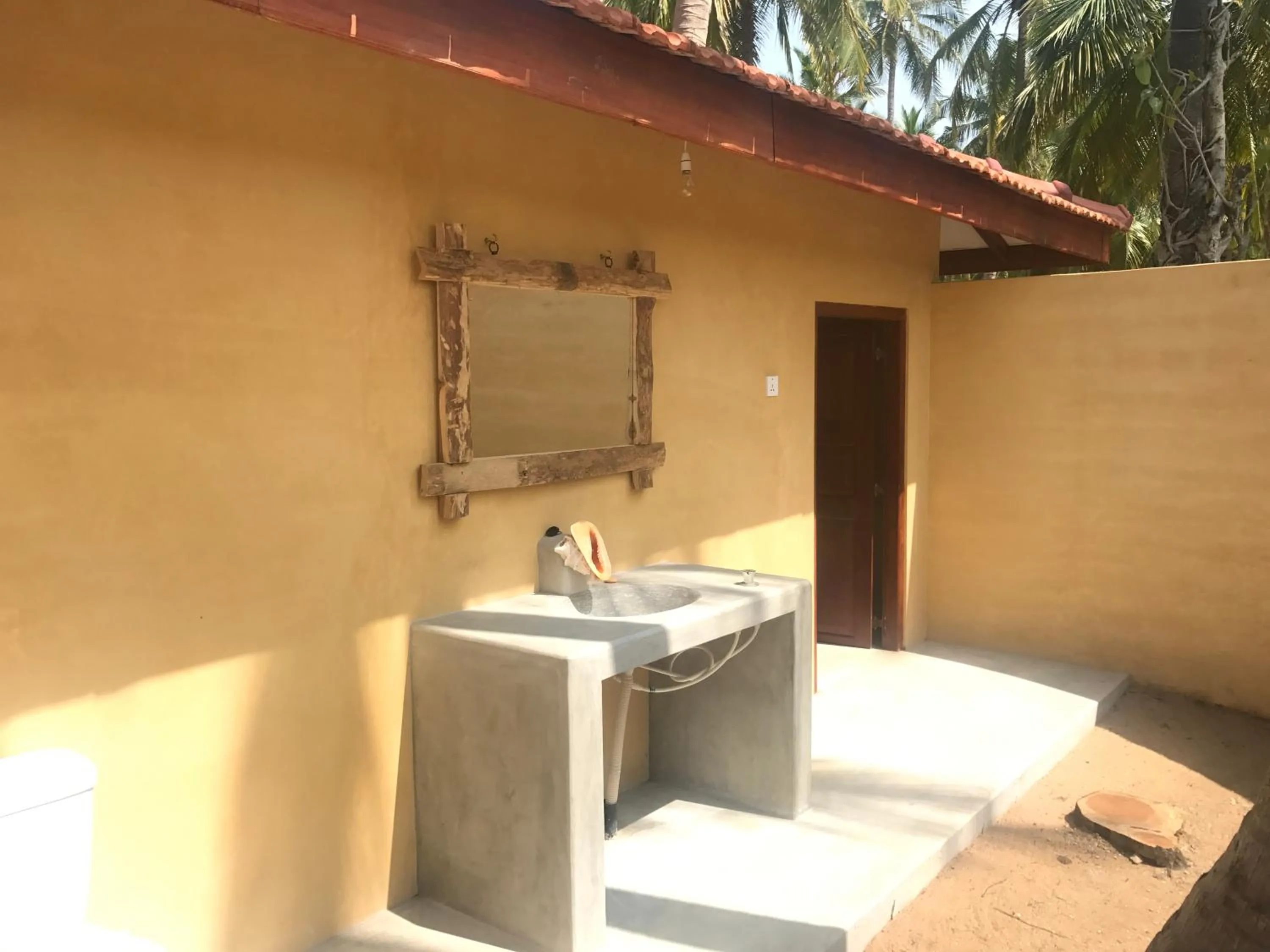 Kitelantis Hotel and Resort