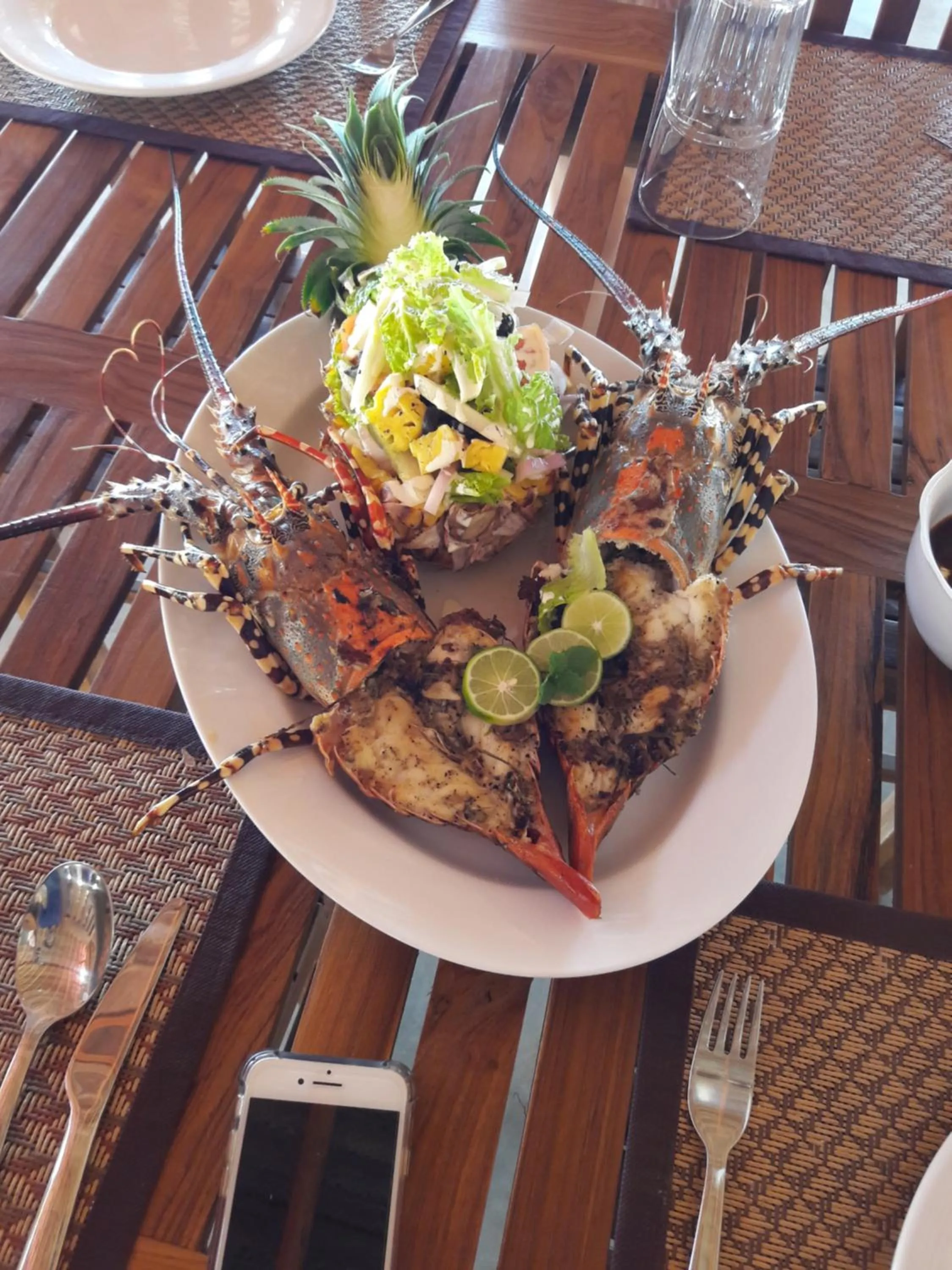 Food in Kitelantis Hotel and Resort