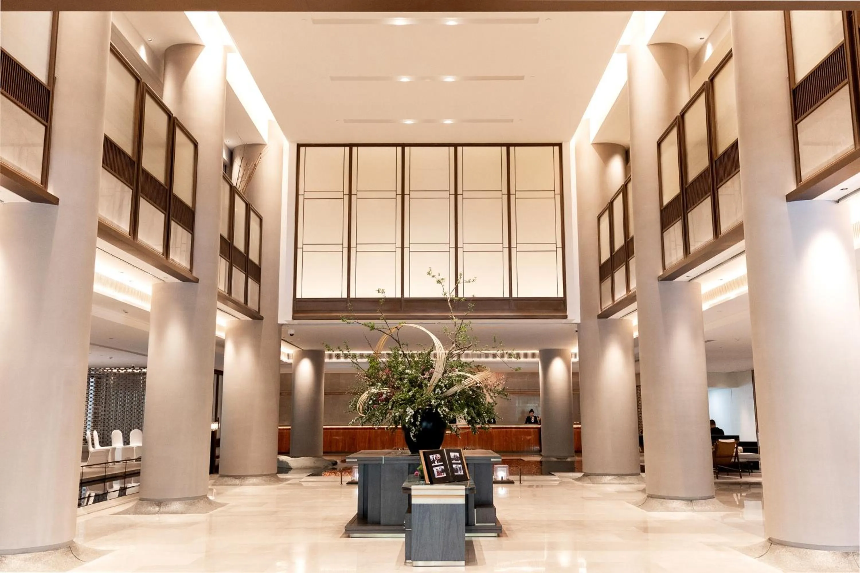 Lobby or reception in Zhejiang Narada Grand Hotel