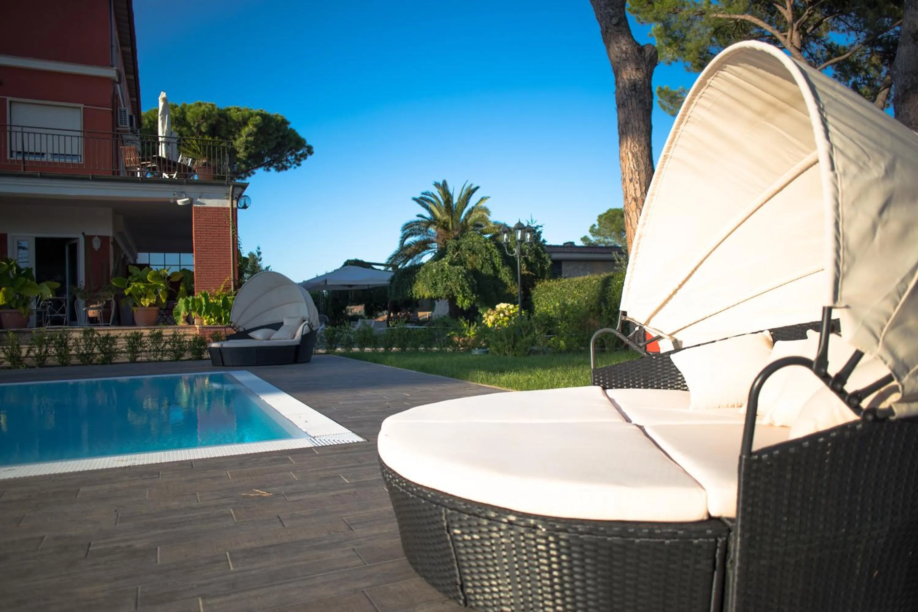 Swimming pool in Relais Villa Italia