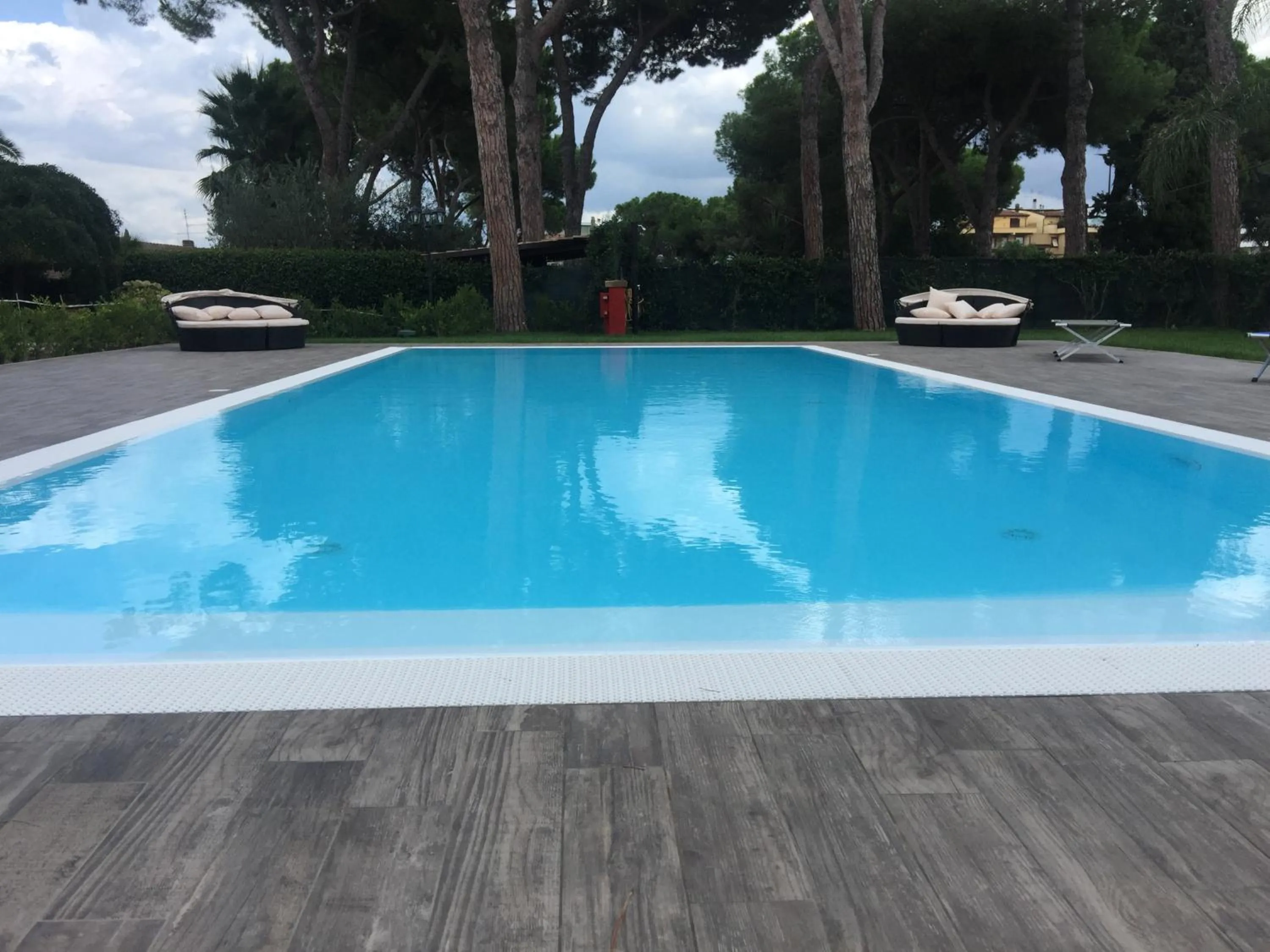 Swimming pool in Relais Villa Italia