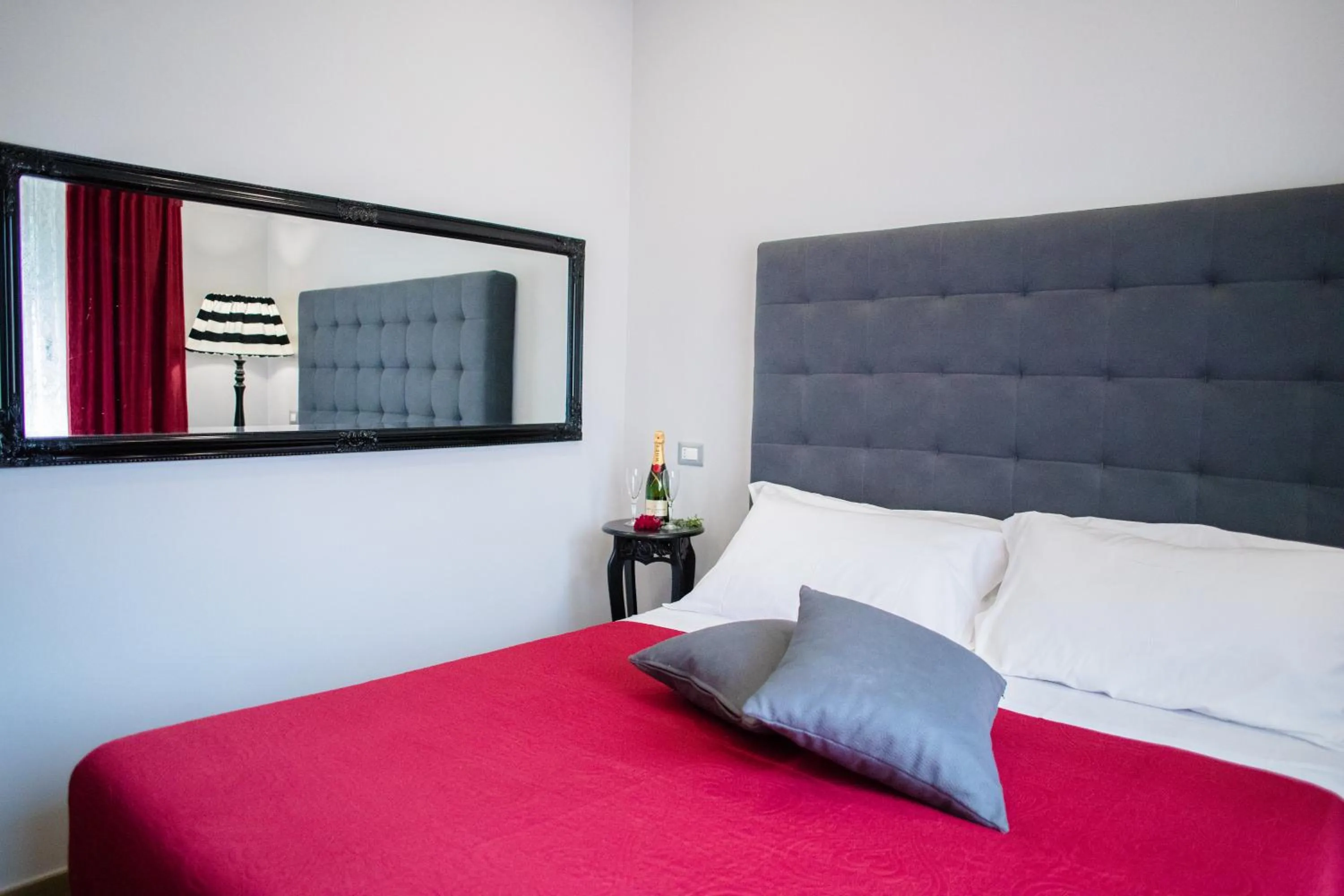 Bedroom, Bed in Relais Villa Italia