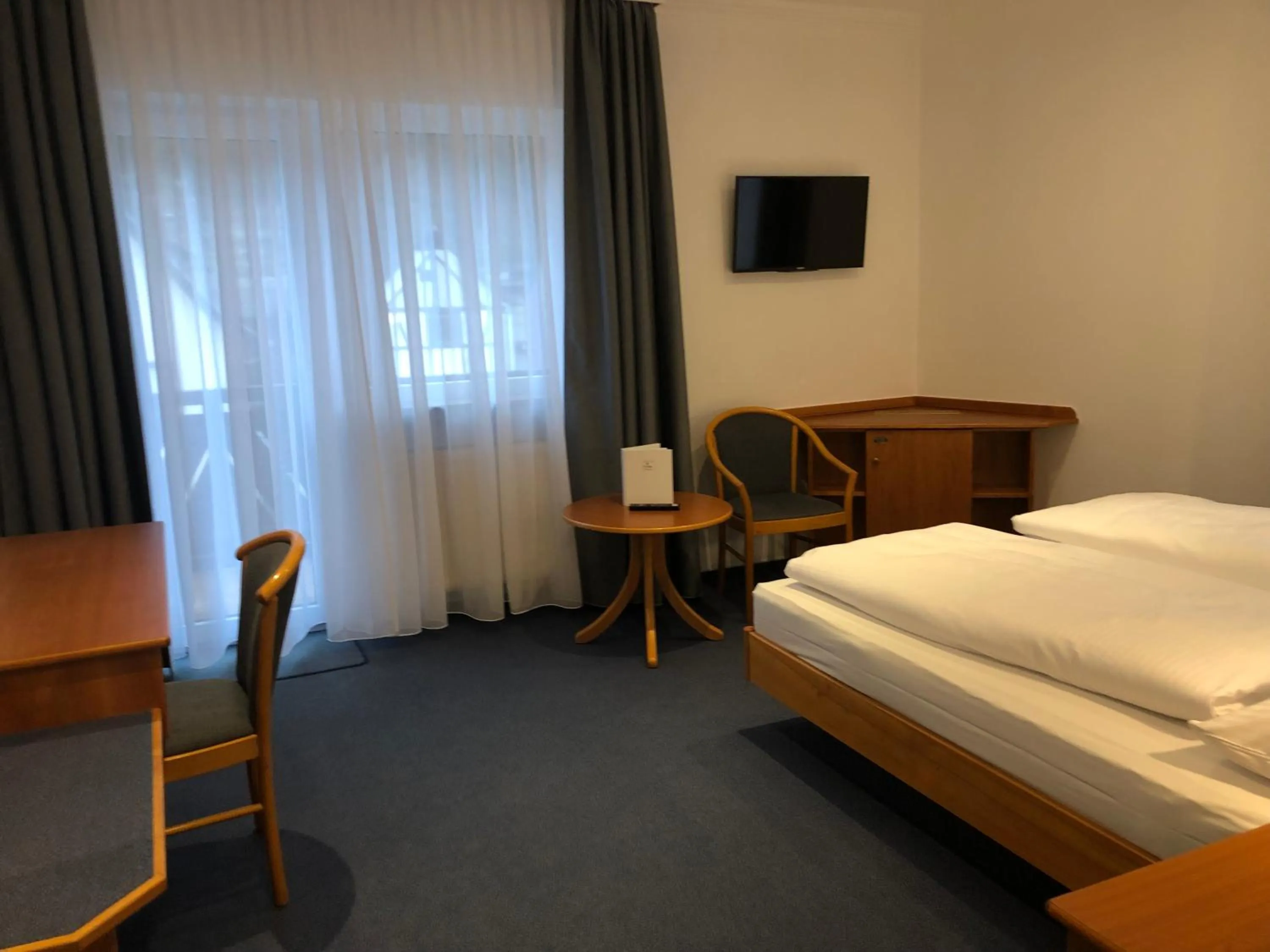 Photo of the whole room, Bed in Gasthof Zur Krone