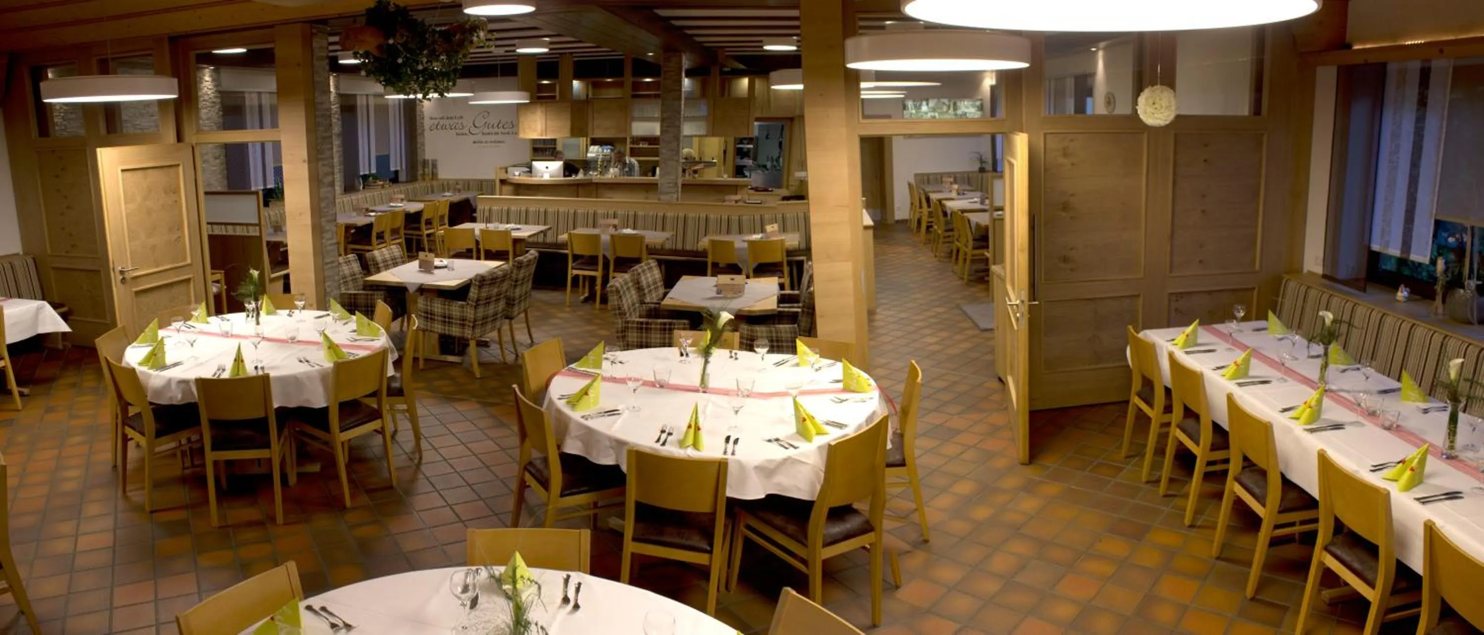 Restaurant/places to eat in Gasthof Zur Krone