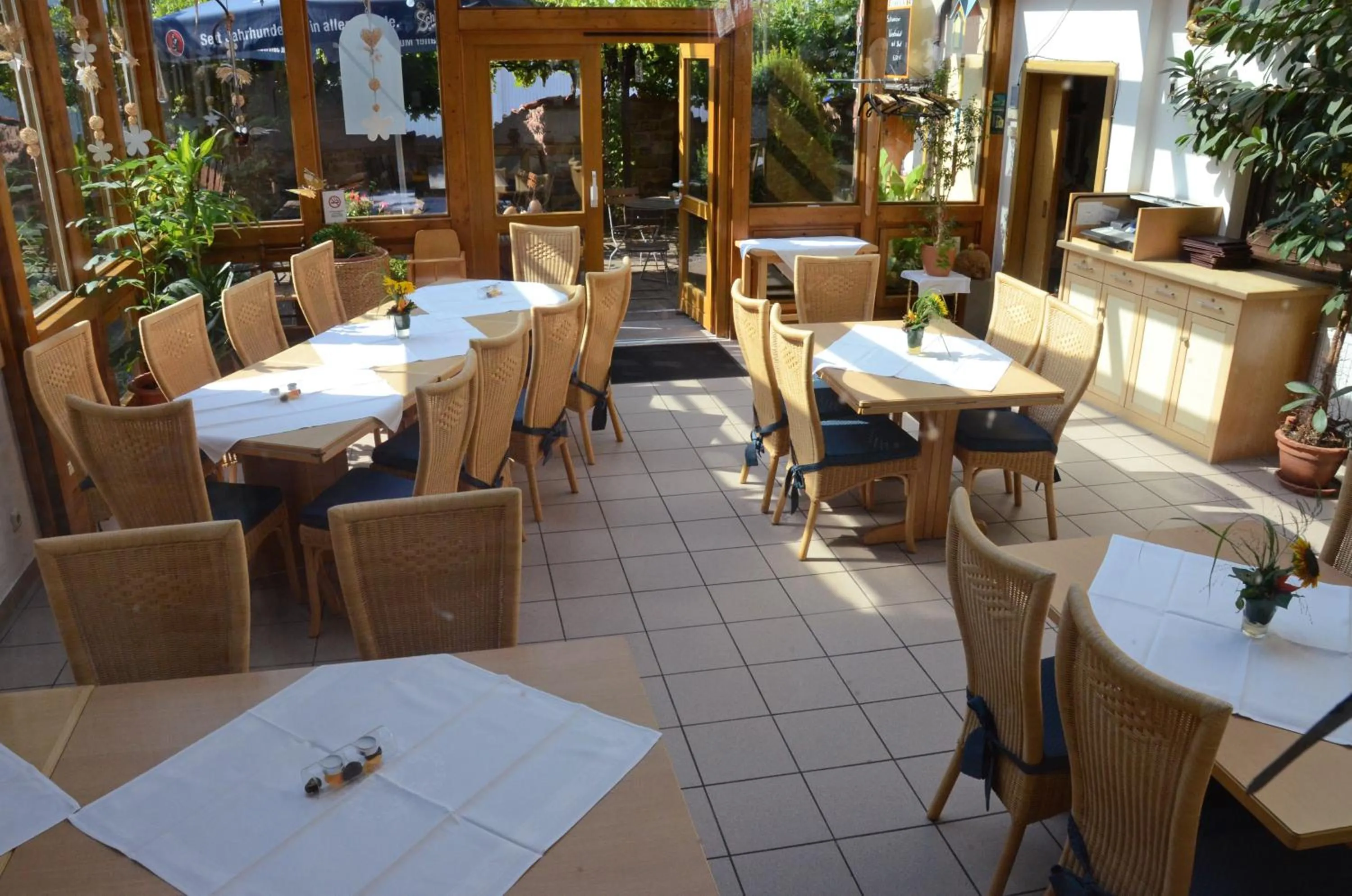 Restaurant/places to eat in Gasthof Zur Krone