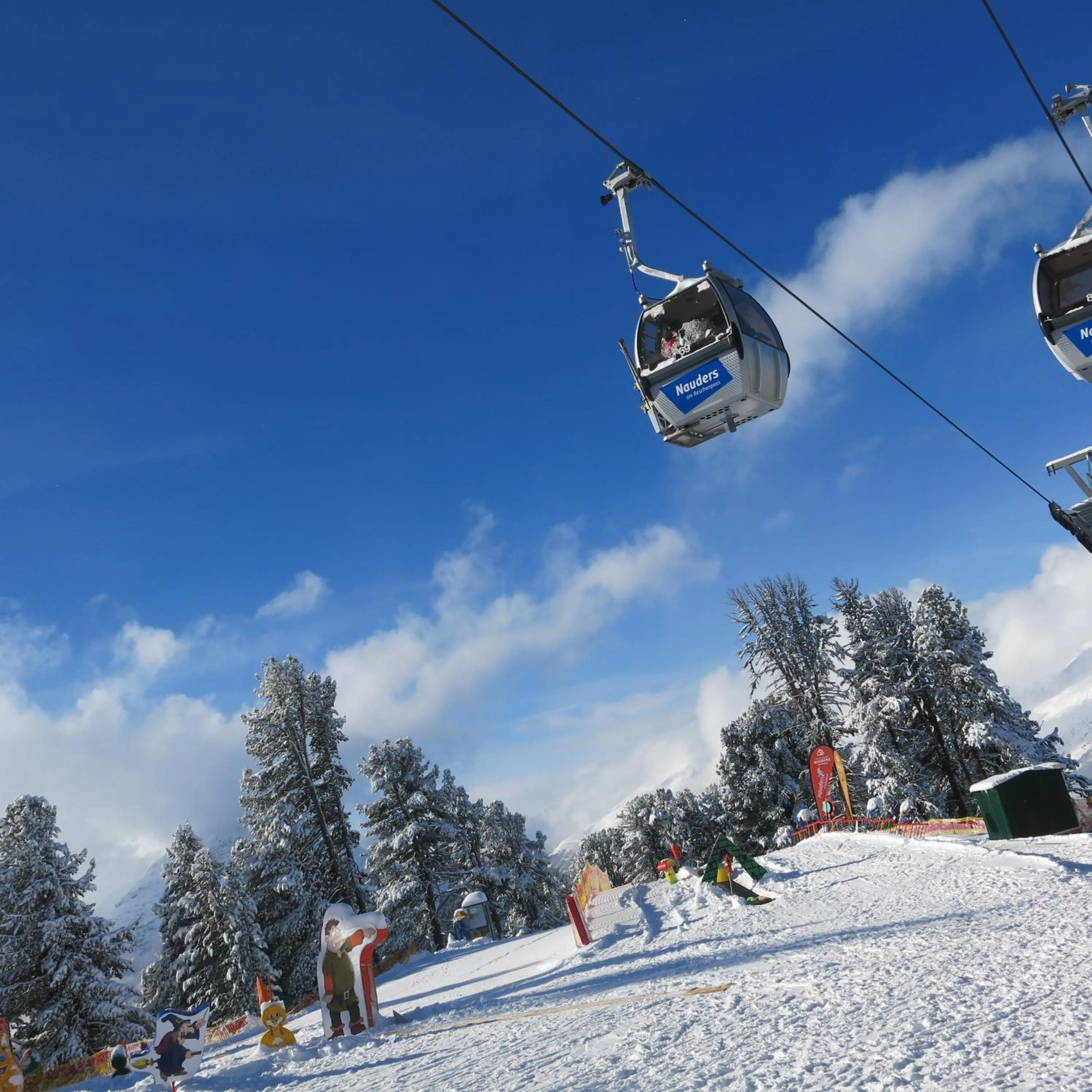 Ski School in Alpin Art & Spa Hotel Naudererhof Superior