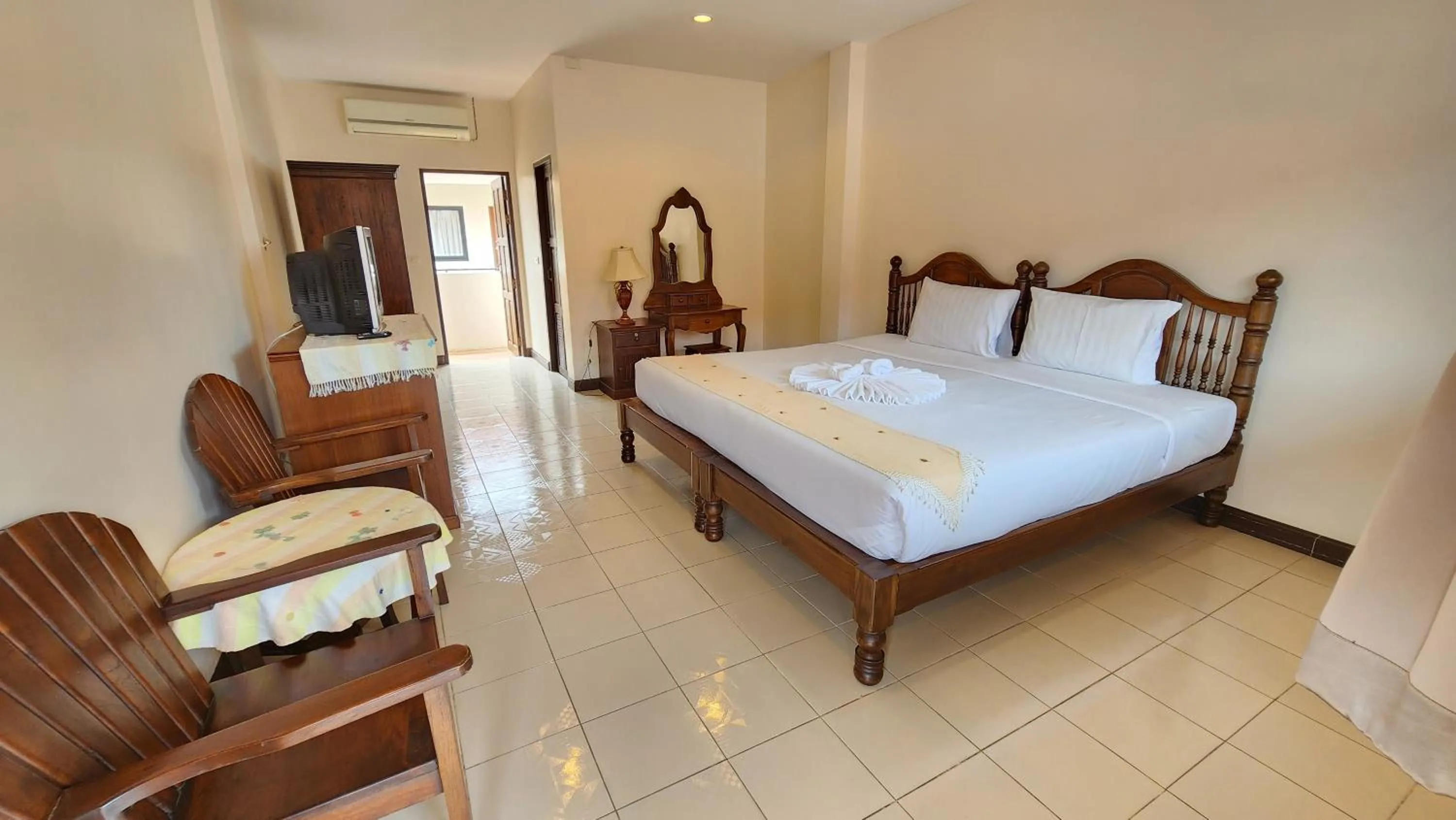 Bed in Panupong Hotel