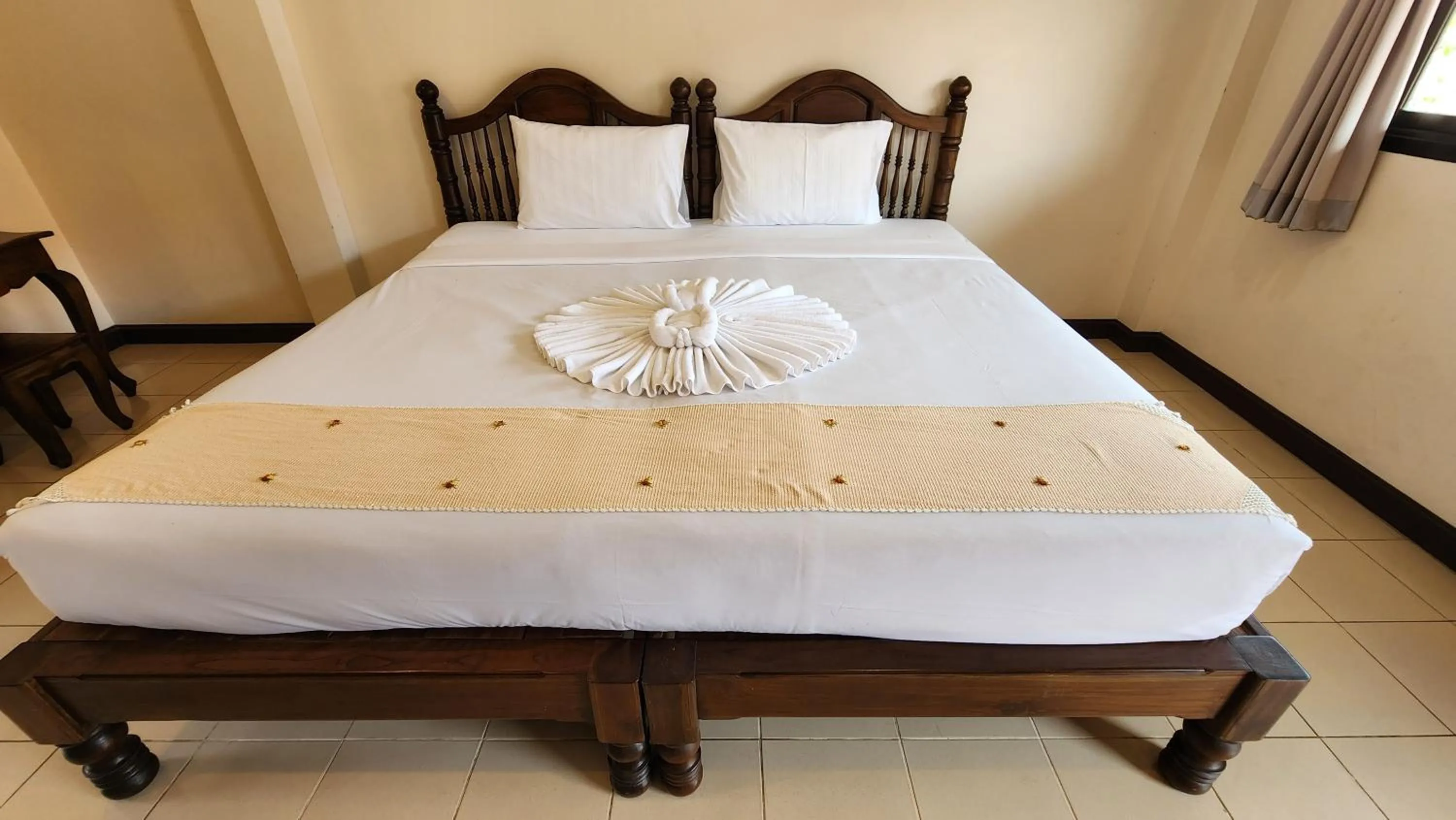 Bed in Panupong Hotel
