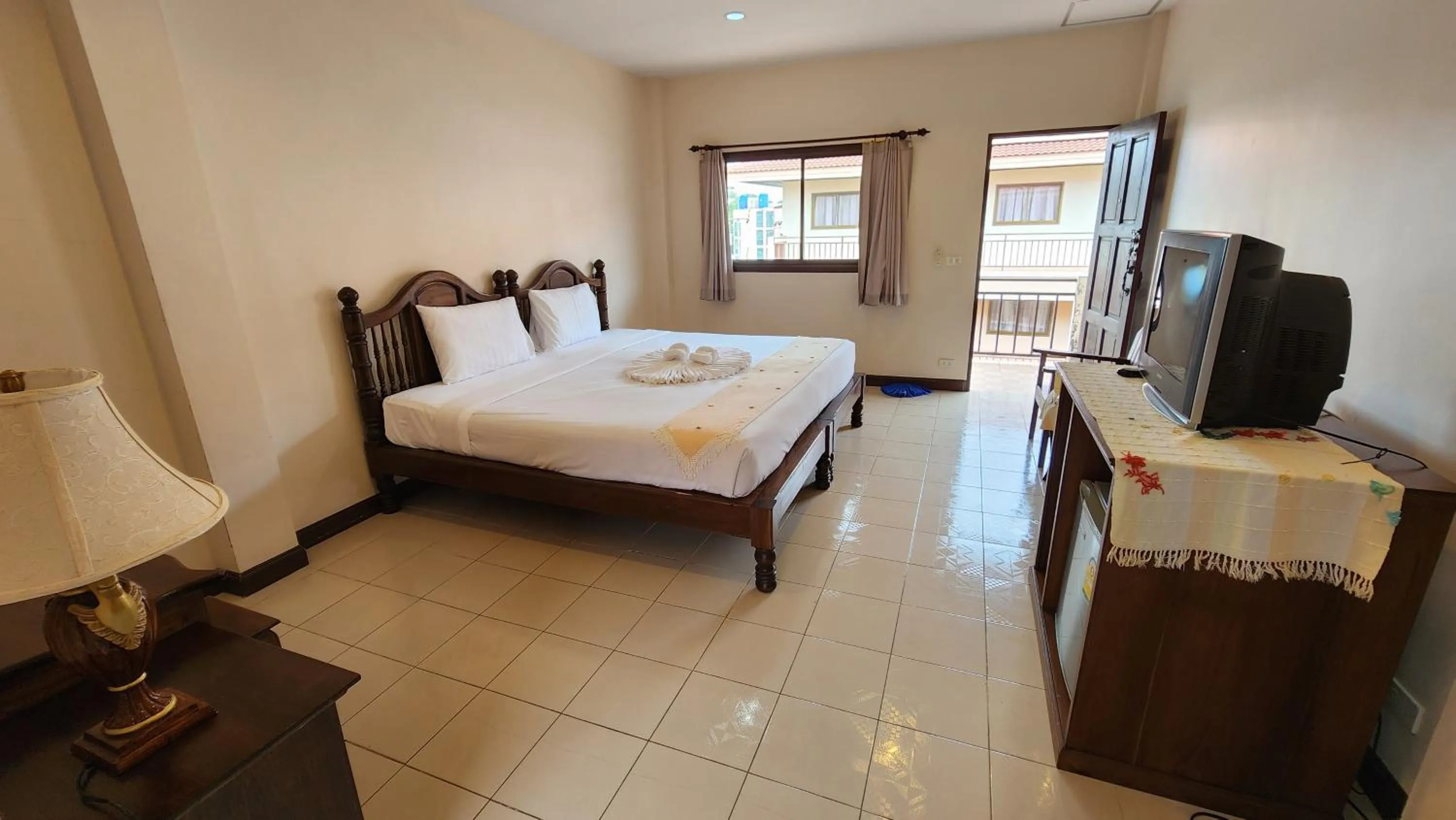 Bed in Panupong Hotel