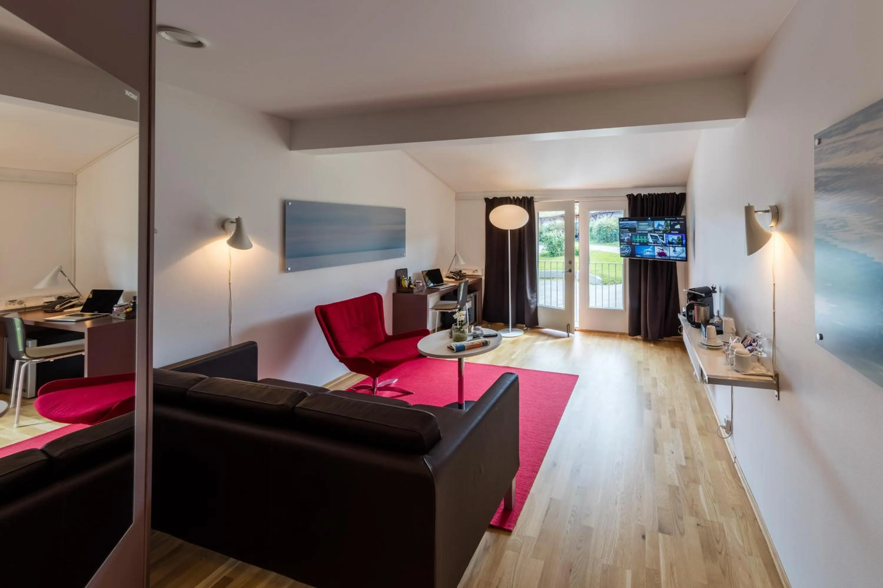 Day in Dolmsundet Hotell Hitra