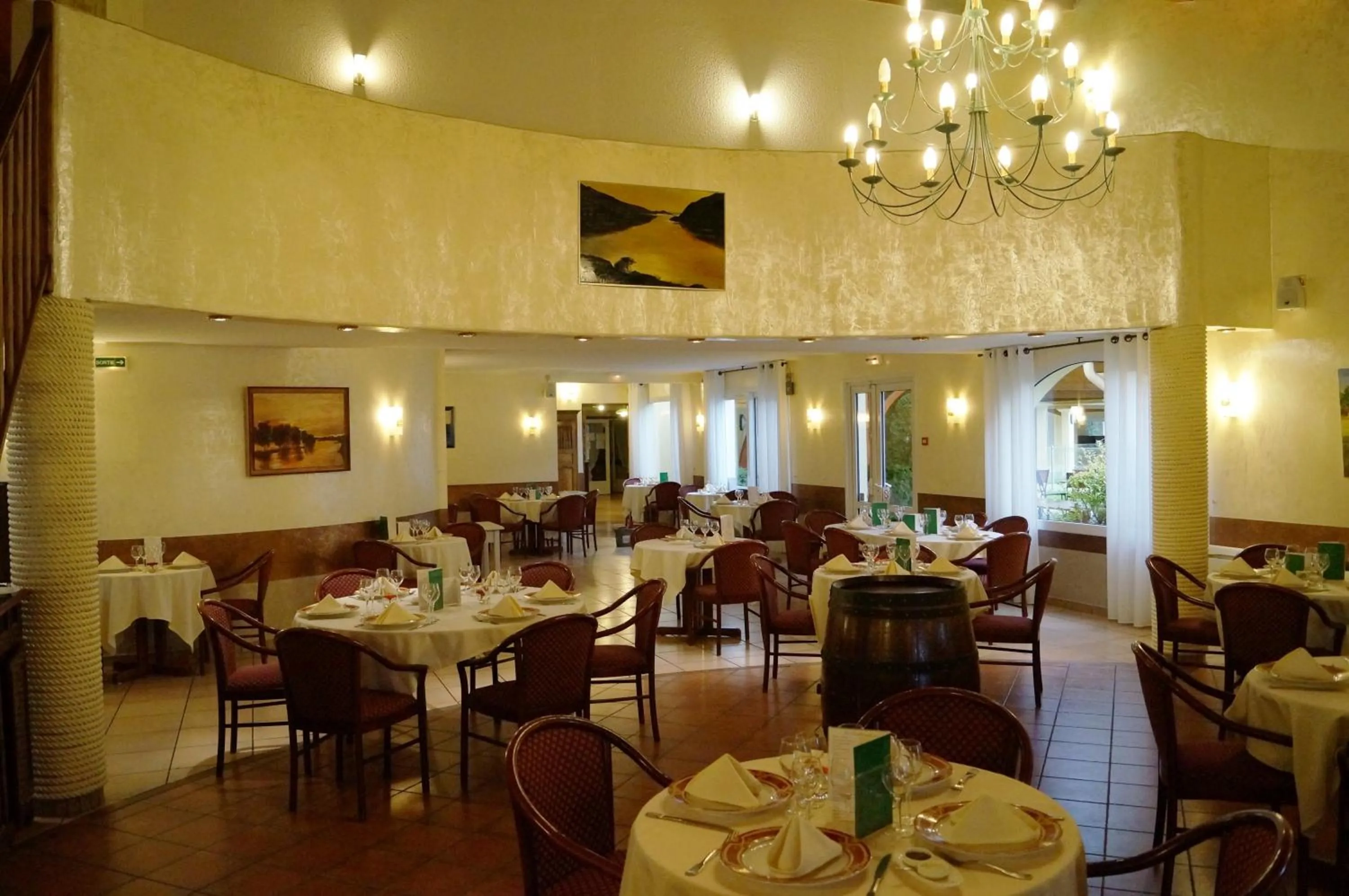 Restaurant/places to eat in Hotel Restaurant La Martiniere