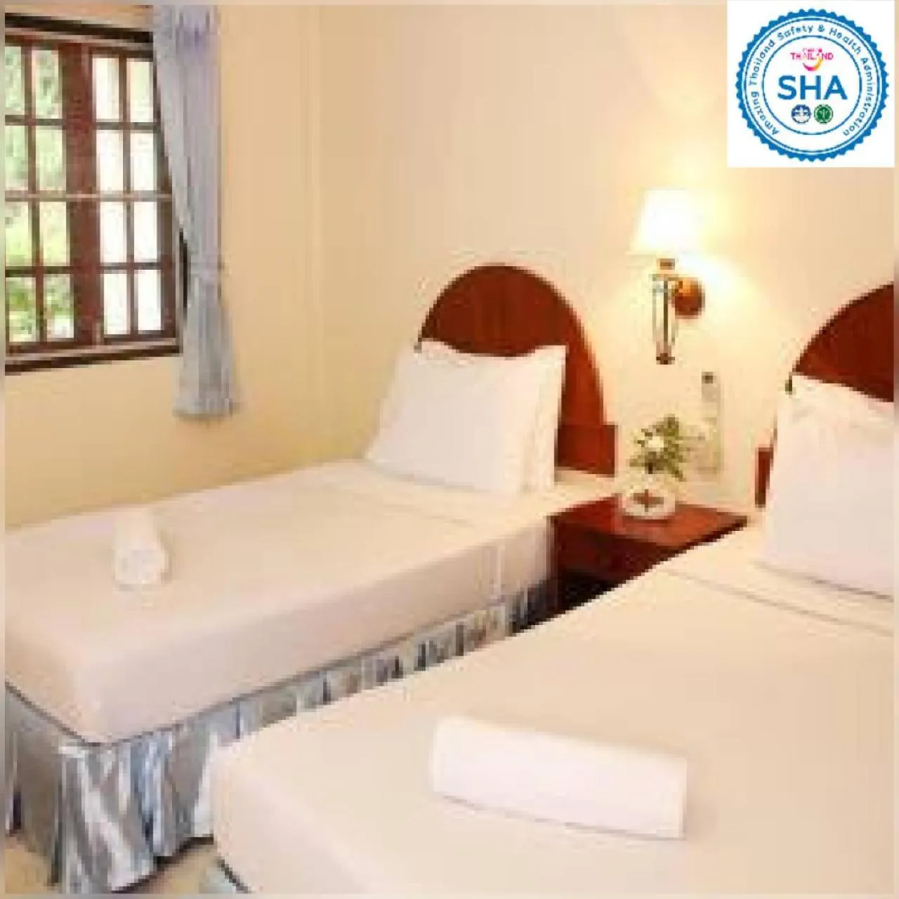 Bed in Baan Pron Phateep