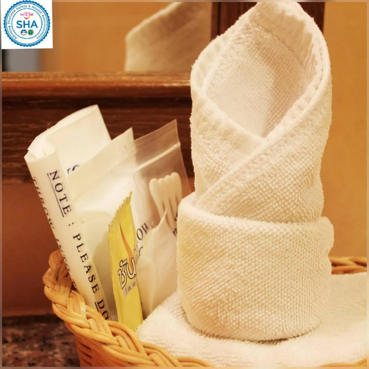 Shower in Baan Pron Phateep