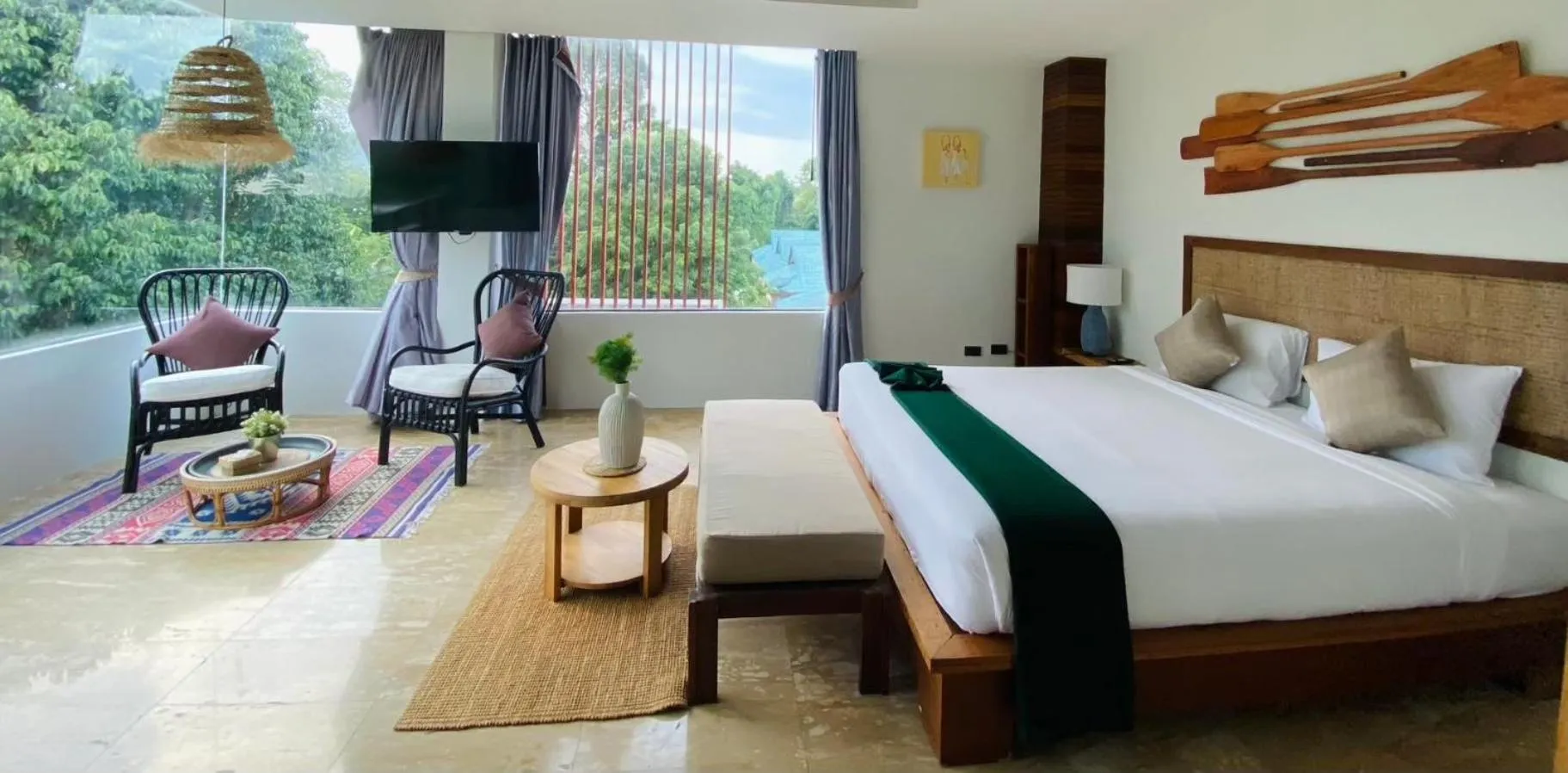 Photo of the whole room, Bed in Baan Khao Hua Jook