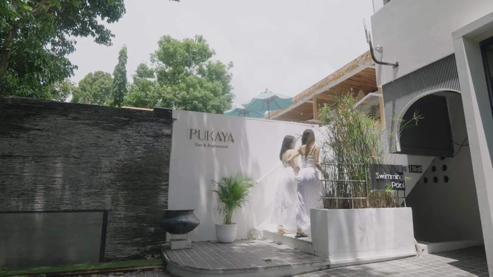 Restaurant/places to eat in Baan Khao Hua Jook