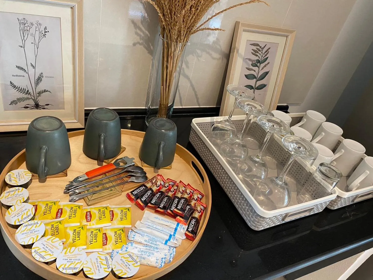 Restaurant/places to eat in Baan Khao Hua Jook