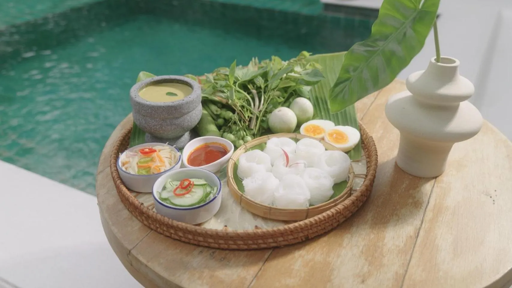 Restaurant/places to eat in Baan Khao Hua Jook