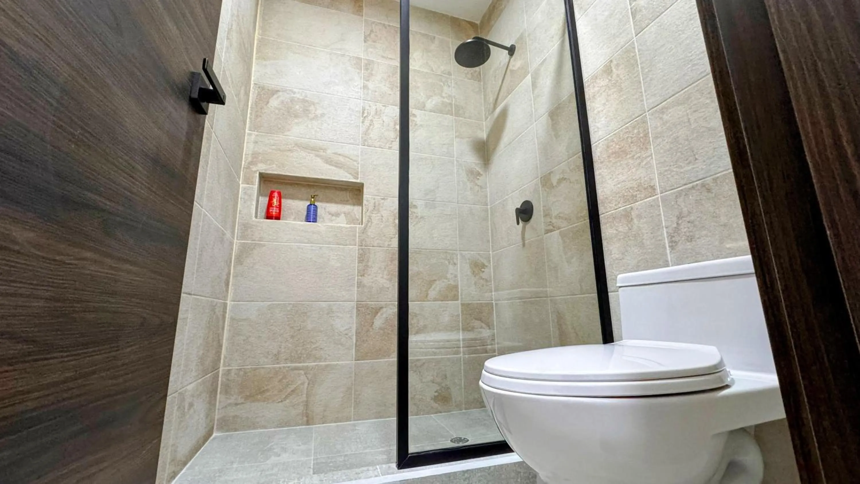 Shower in Edificio Tofino