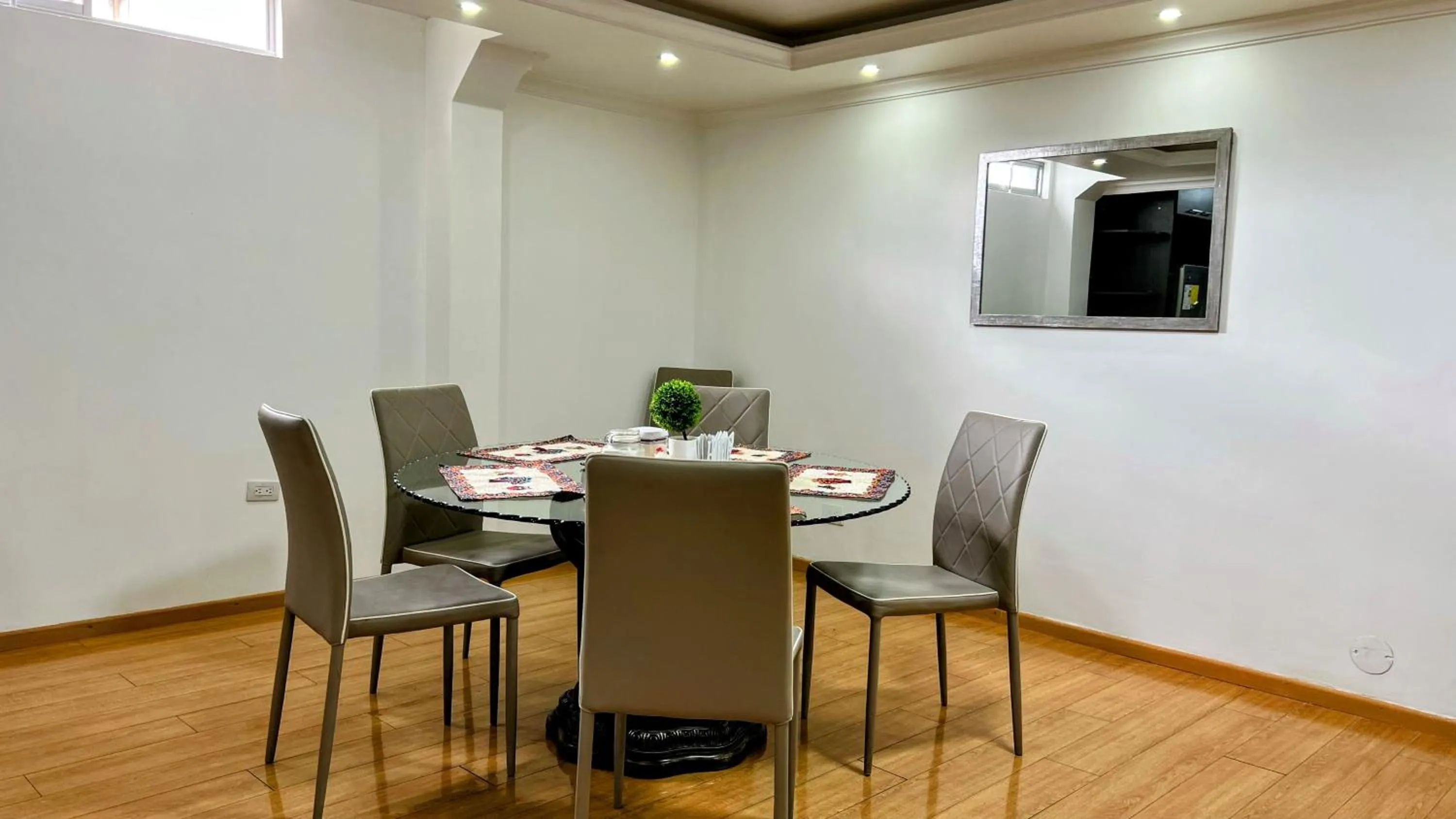 Dining area in Edificio Tofino