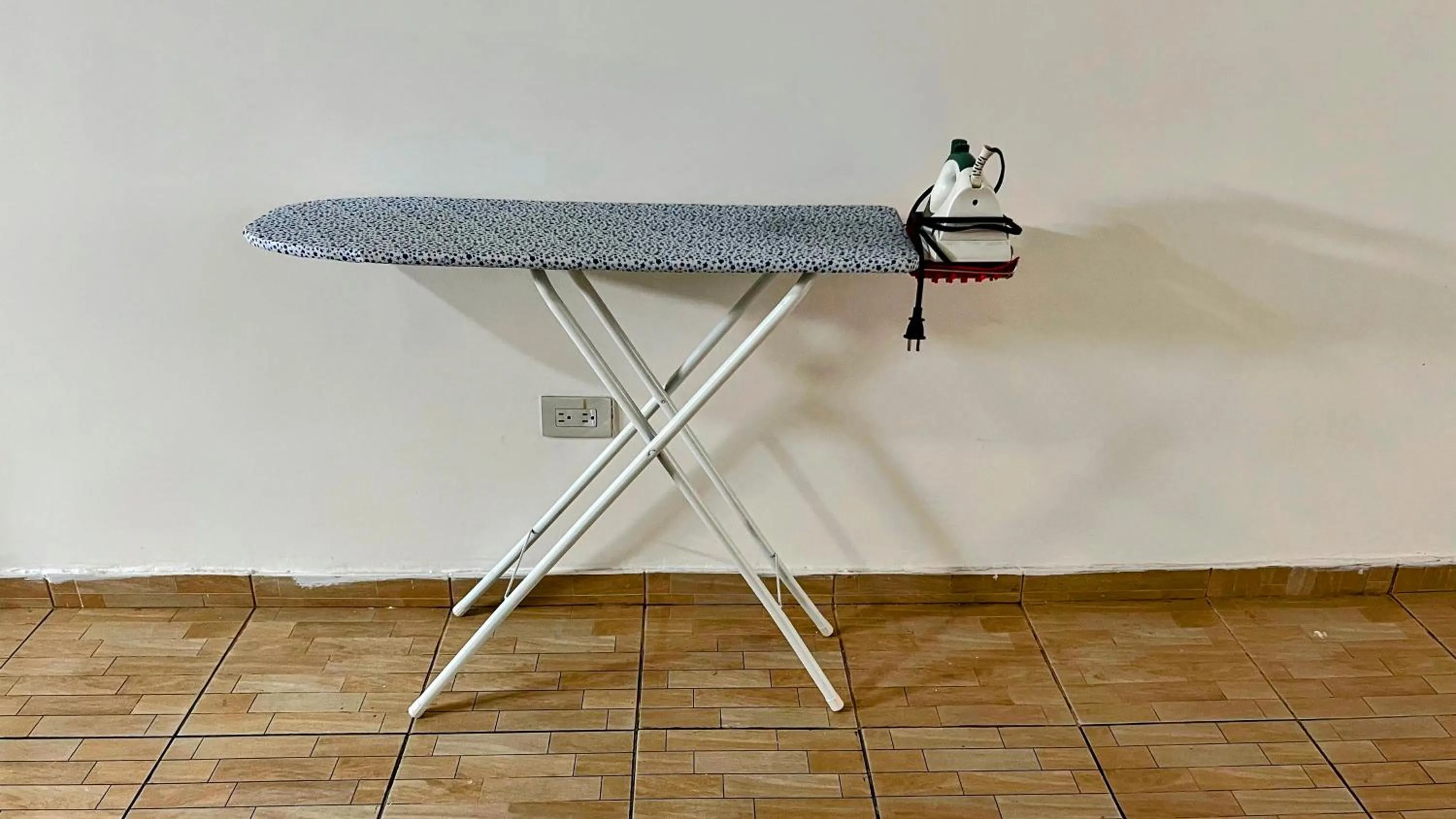 furniture in Edificio Tofino