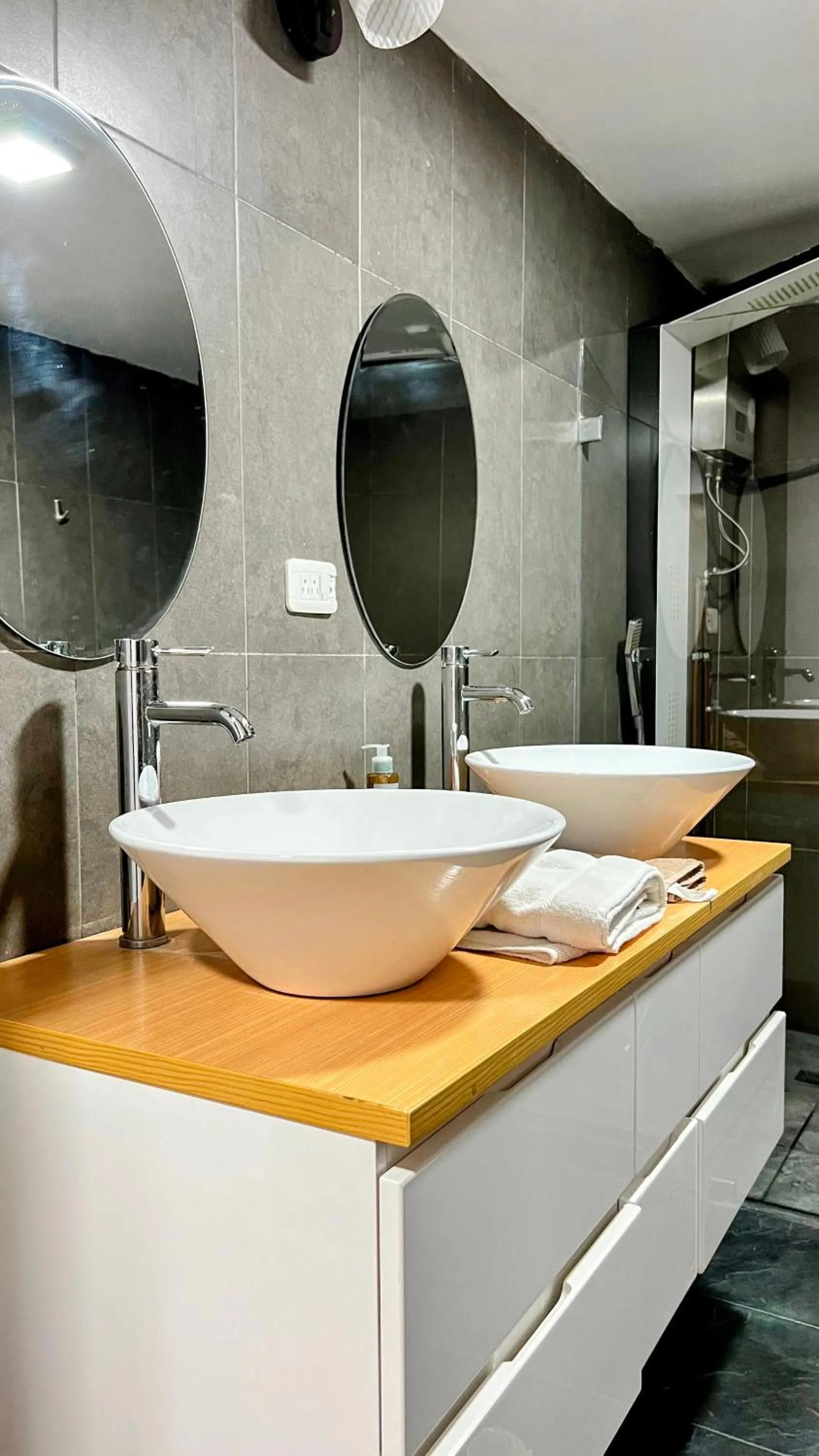 Bathroom in Edificio Tofino