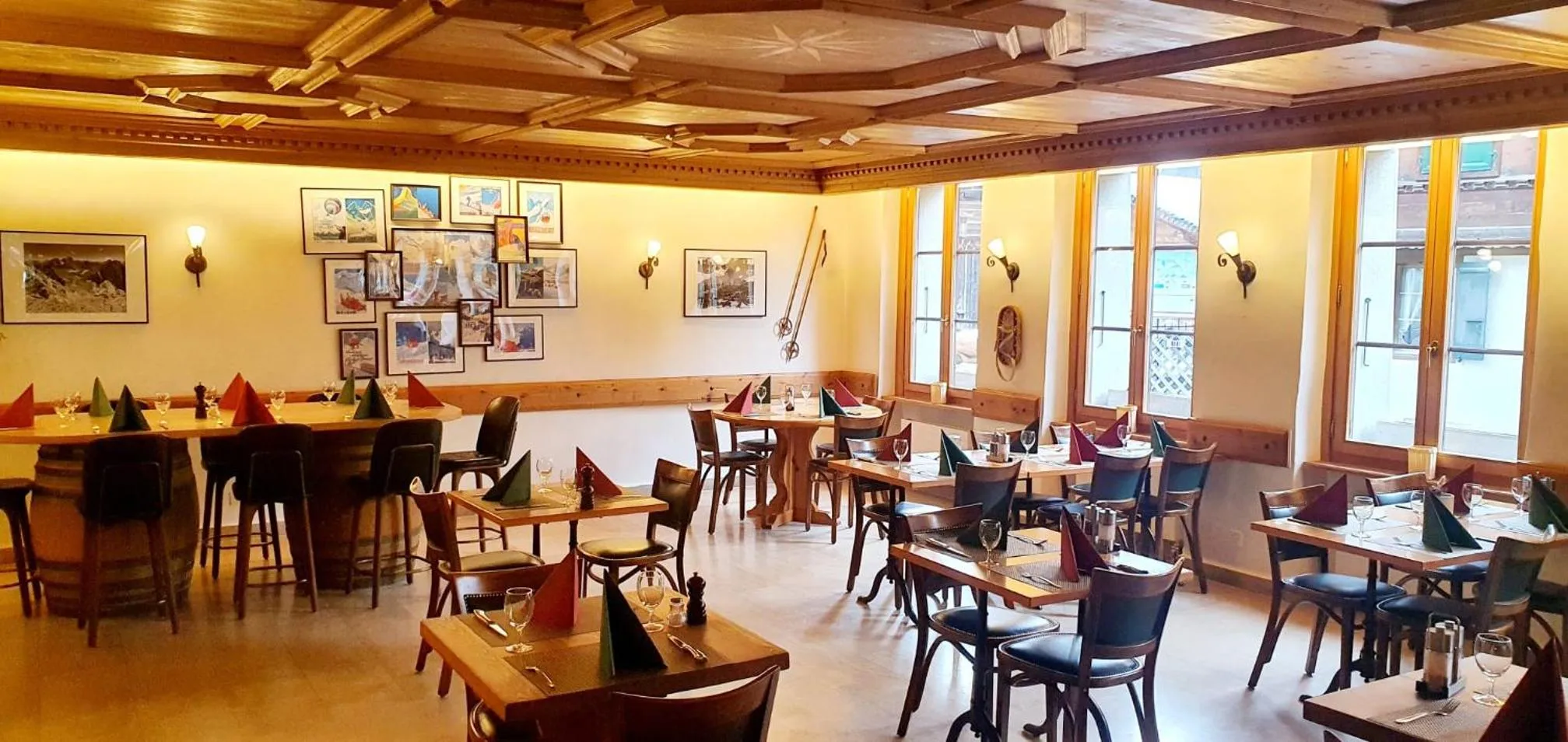 Restaurant/places to eat in Hotel de Commune