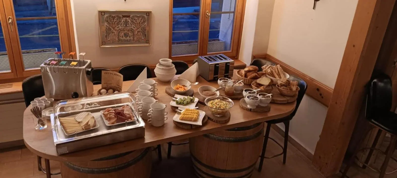 Breakfast in Hotel de Commune