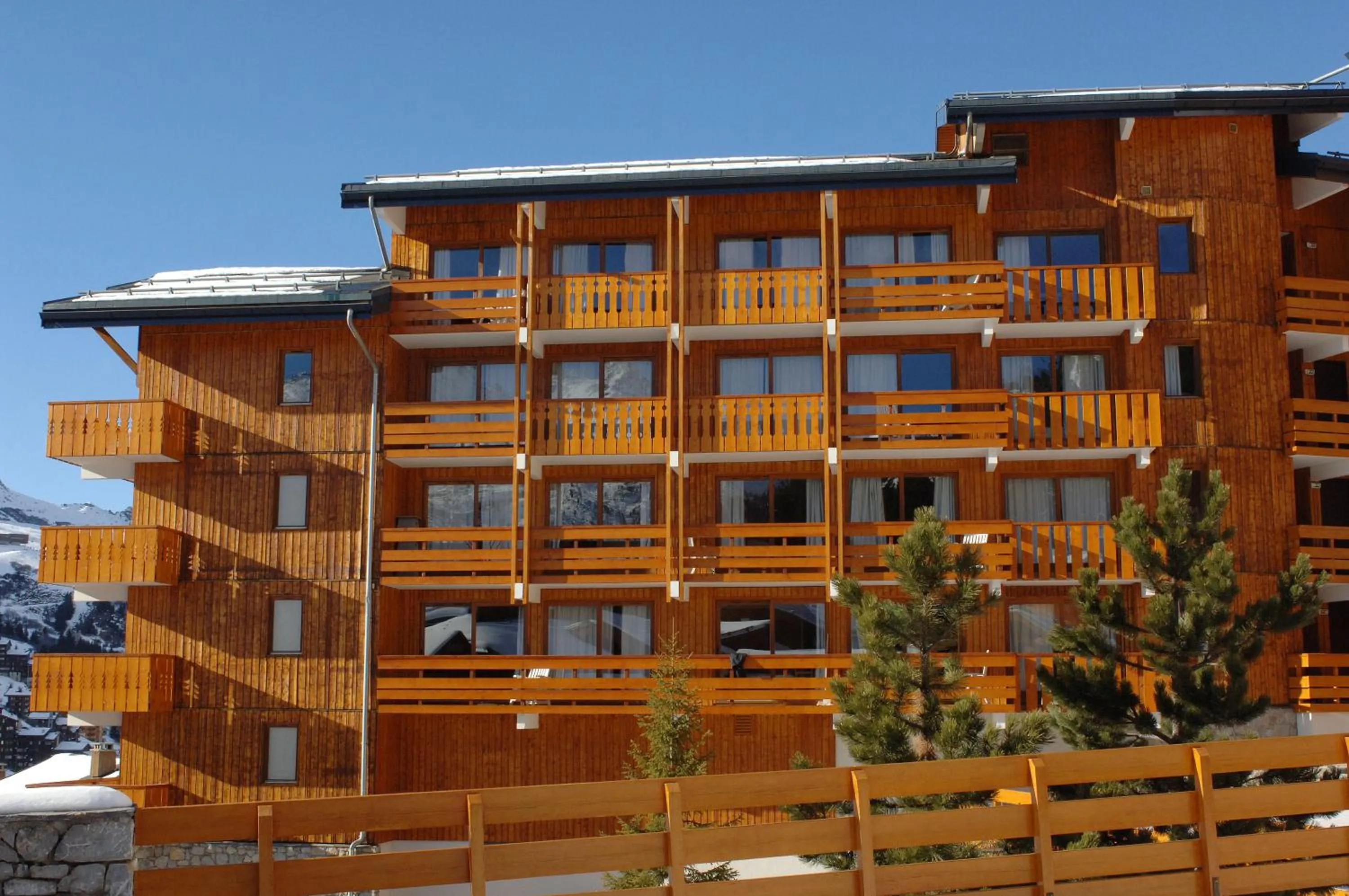 Property building in Résidence Pierre & Vacances Premium les Crets