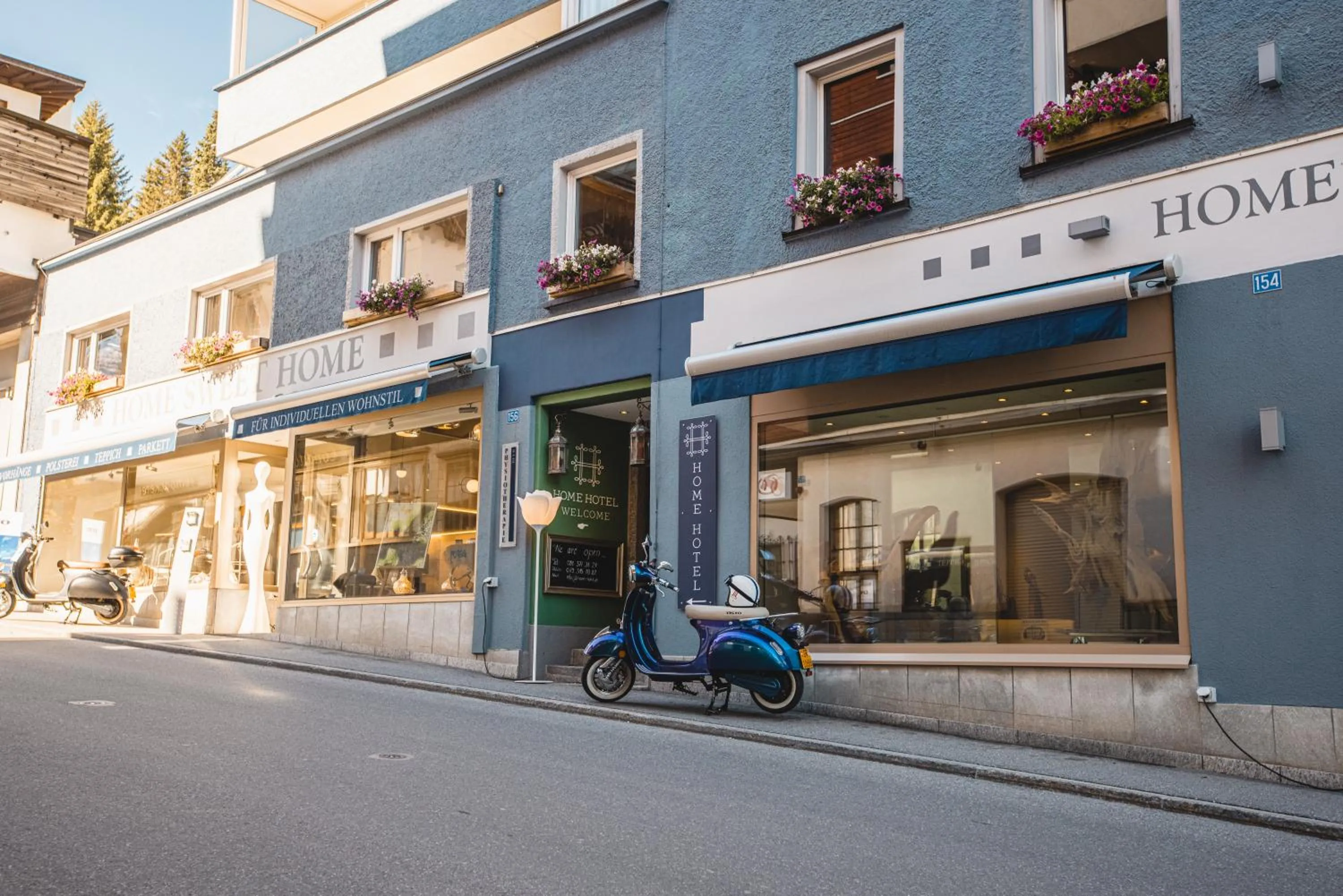 Facade/entrance in Home Hotel Arosa