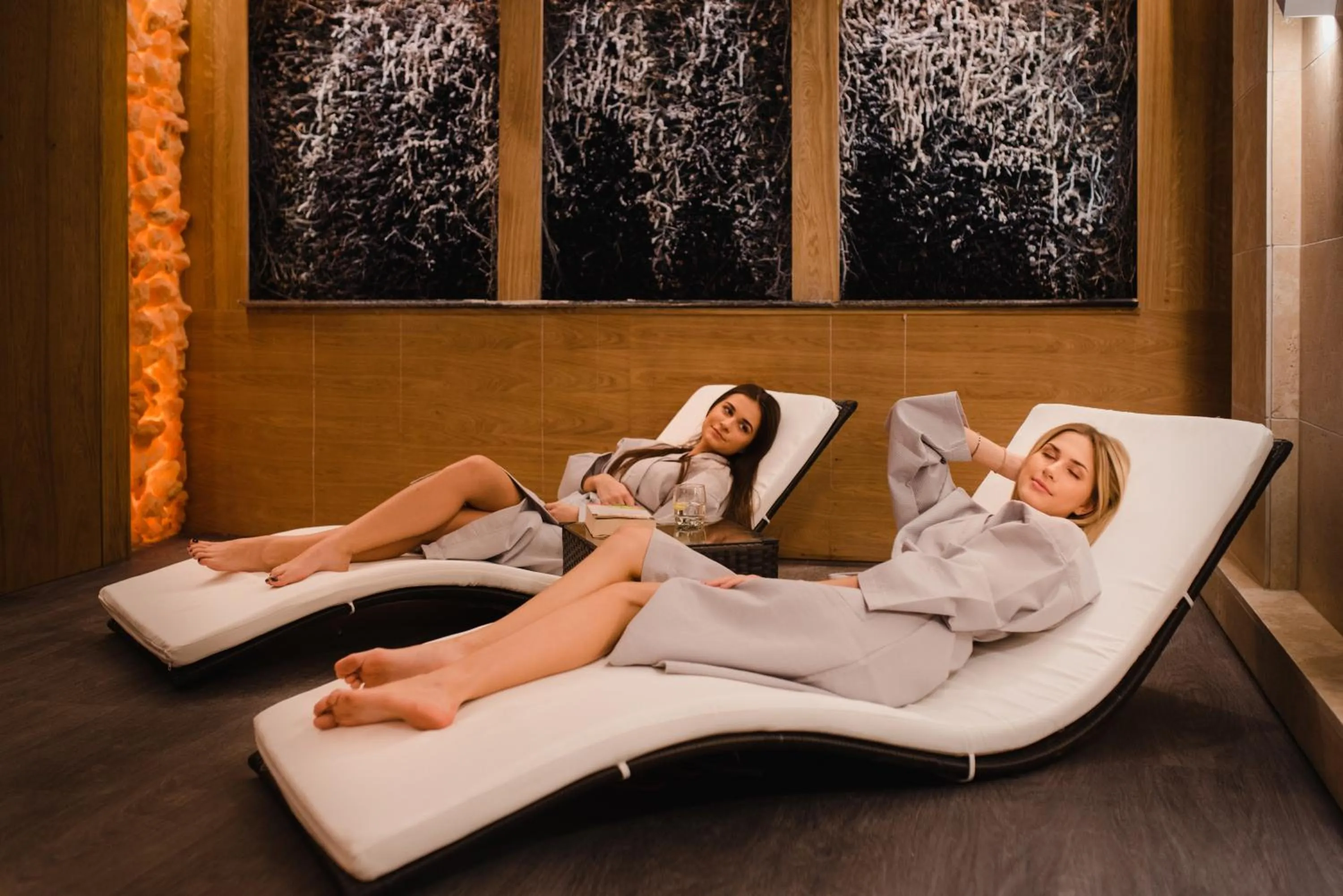 People in Hotel Podklasztorze