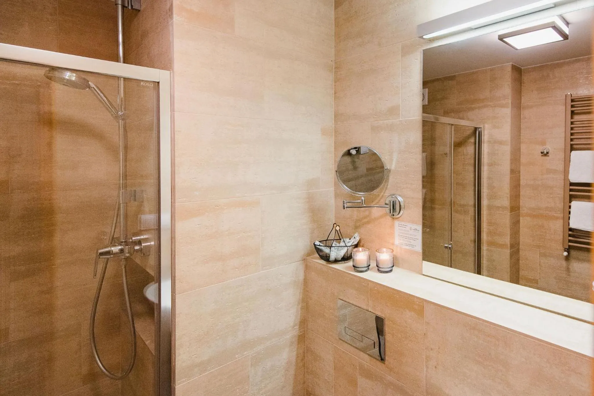 Shower in Hotel Podklasztorze