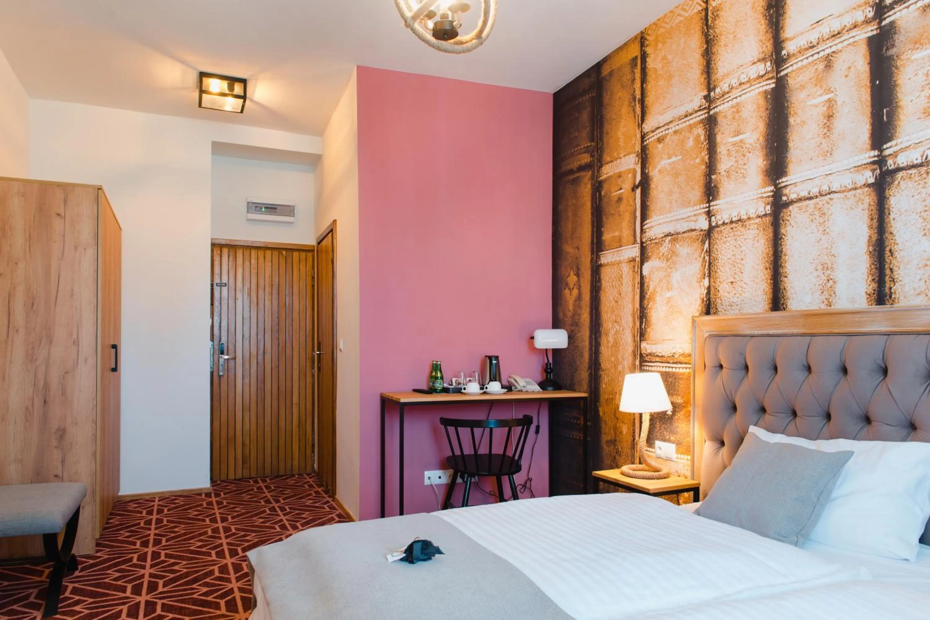 Bed in Hotel Podklasztorze