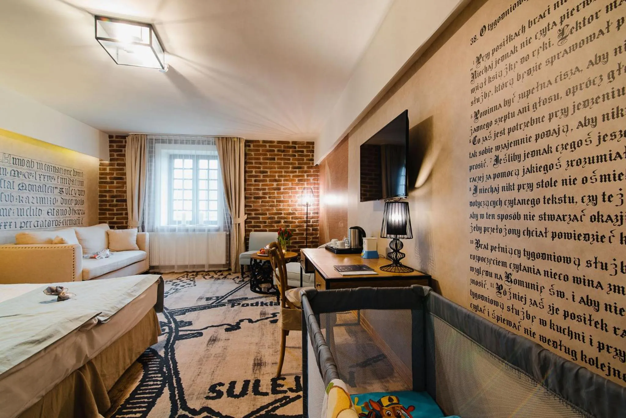 Bed in Hotel Podklasztorze