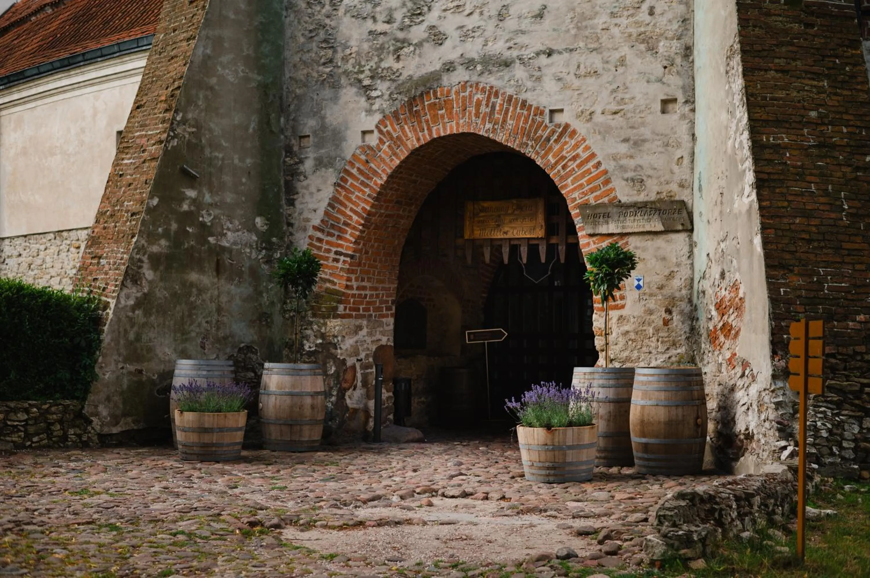 Property building in Hotel Podklasztorze