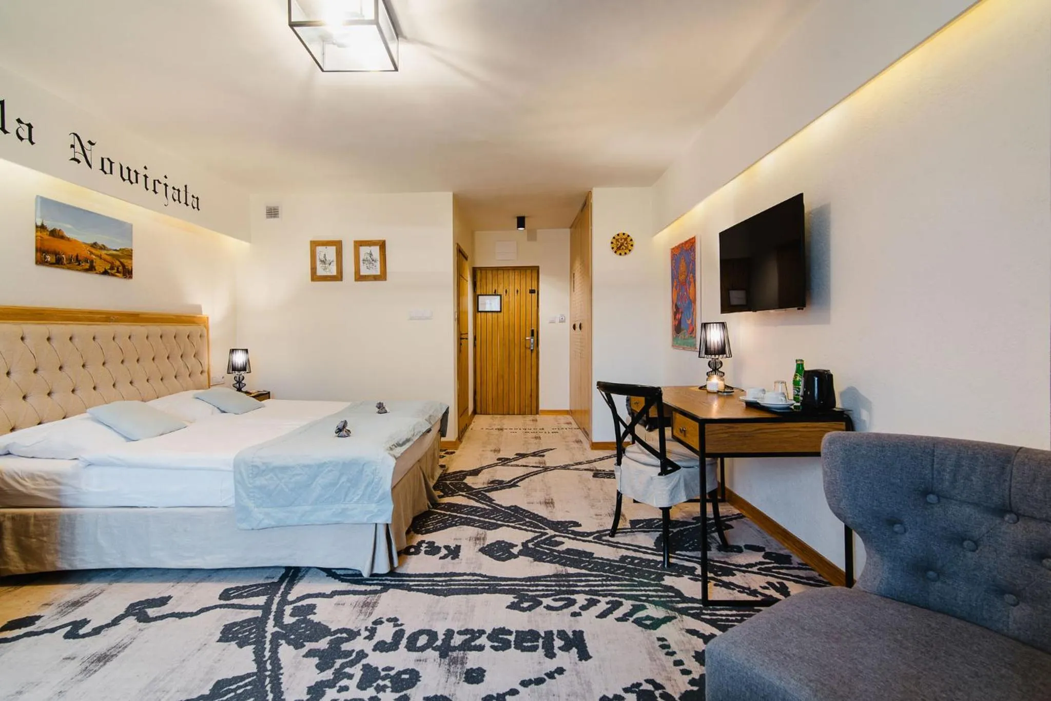 Bed in Hotel Podklasztorze