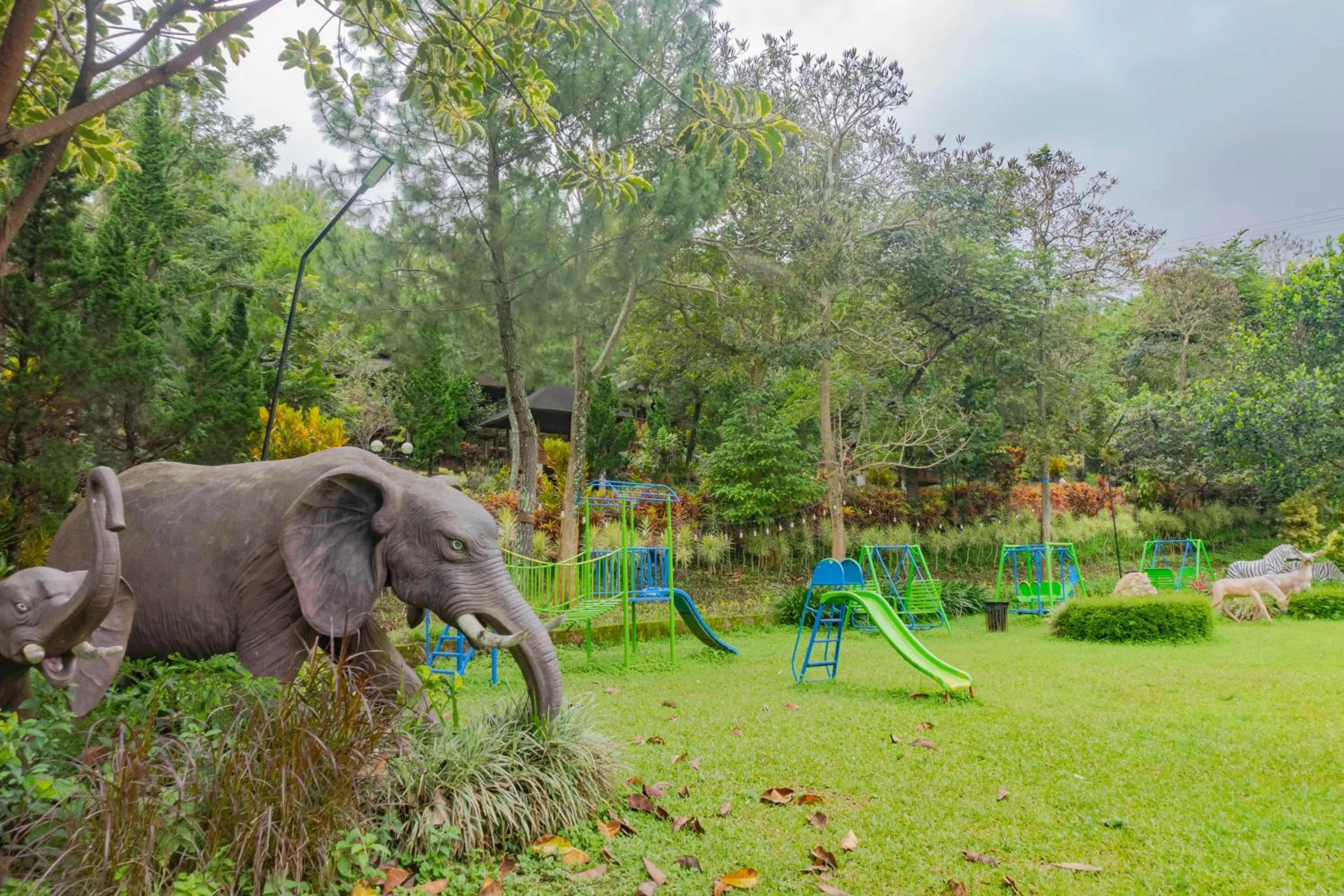 Children play ground in Jambuluwuk Convention Hall & Resort Batu