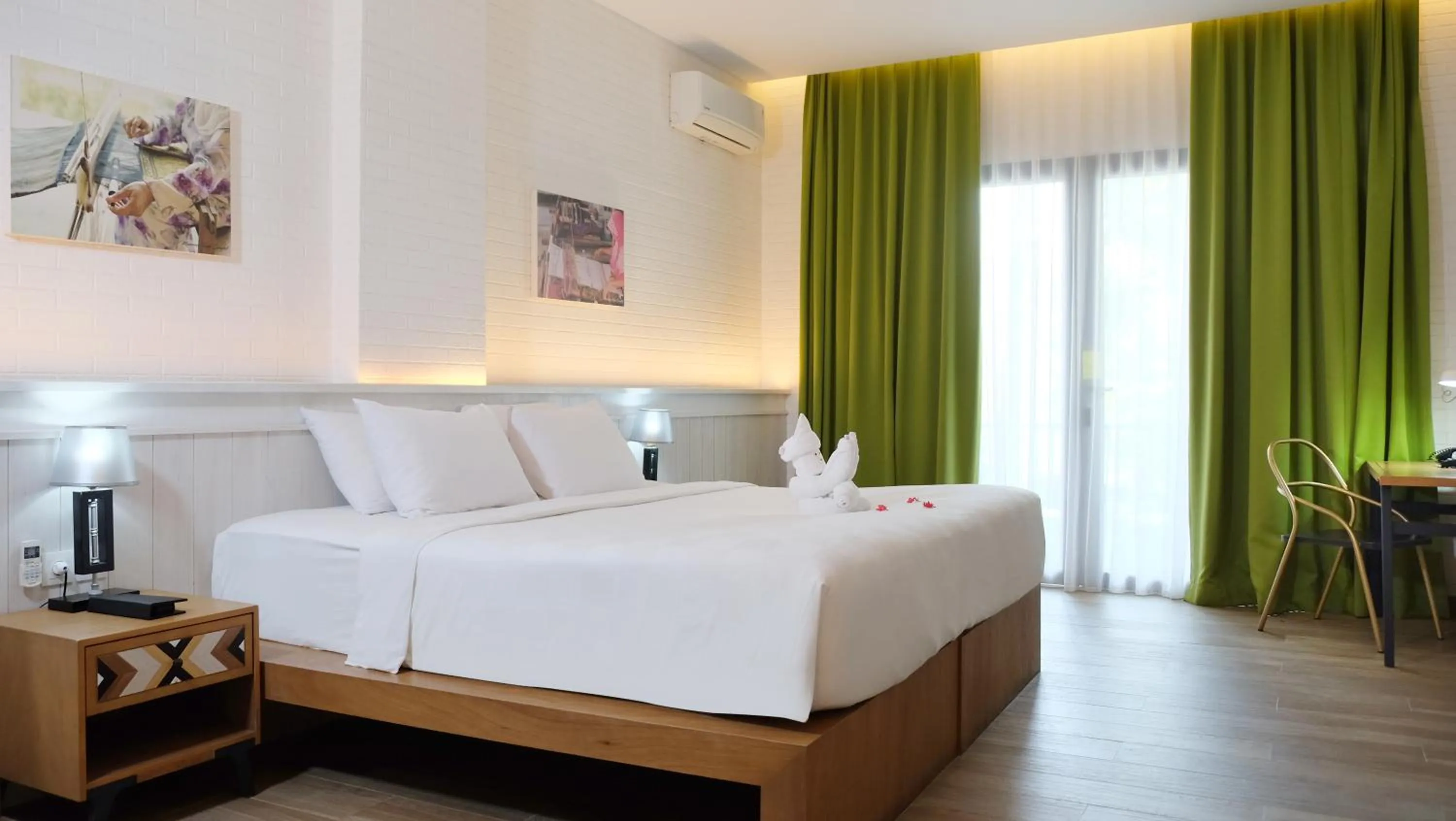 Bedroom, Bed in Jambuluwuk Convention Hall & Resort Batu